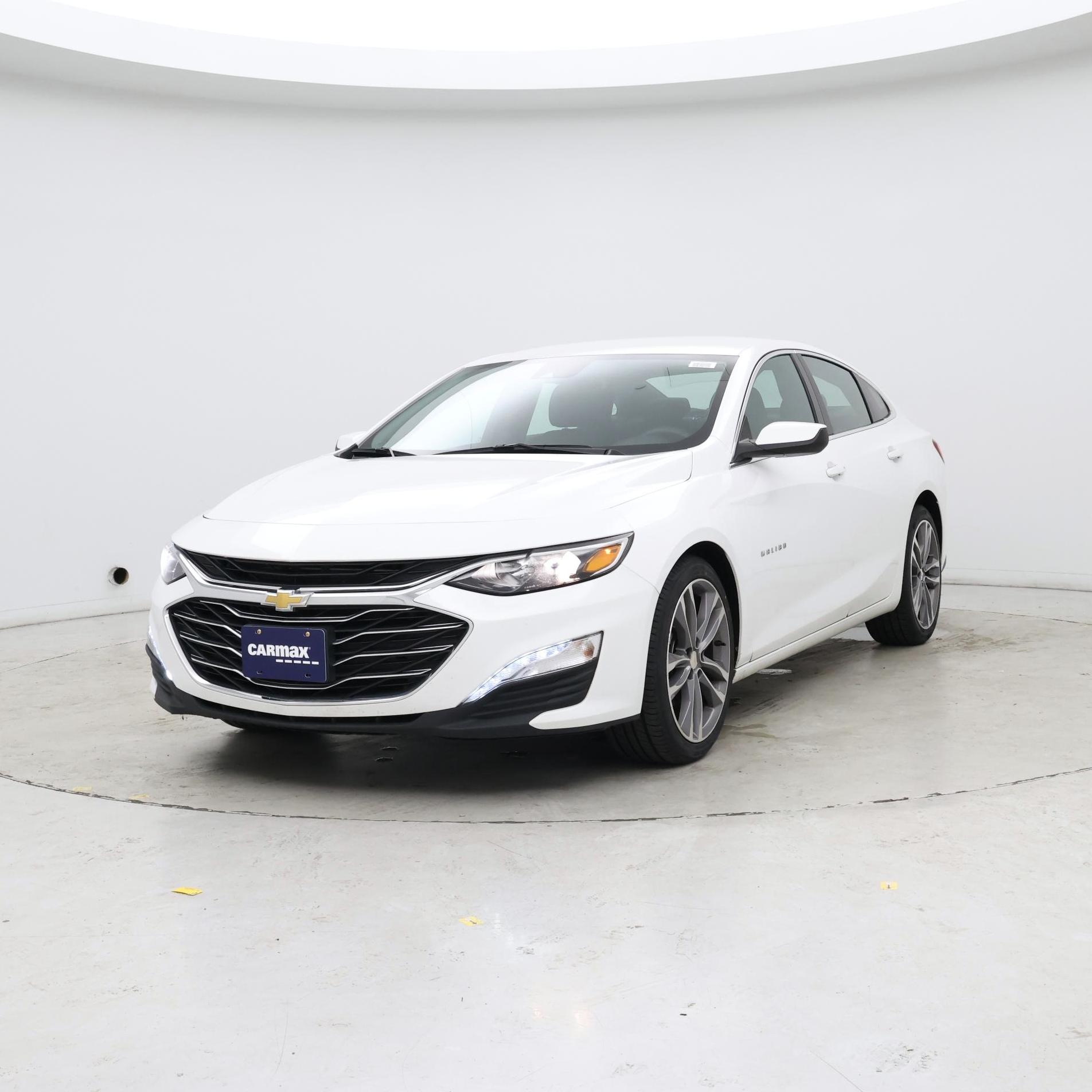 Thumbnail: 2023 Chevrolet Malibu - 4
