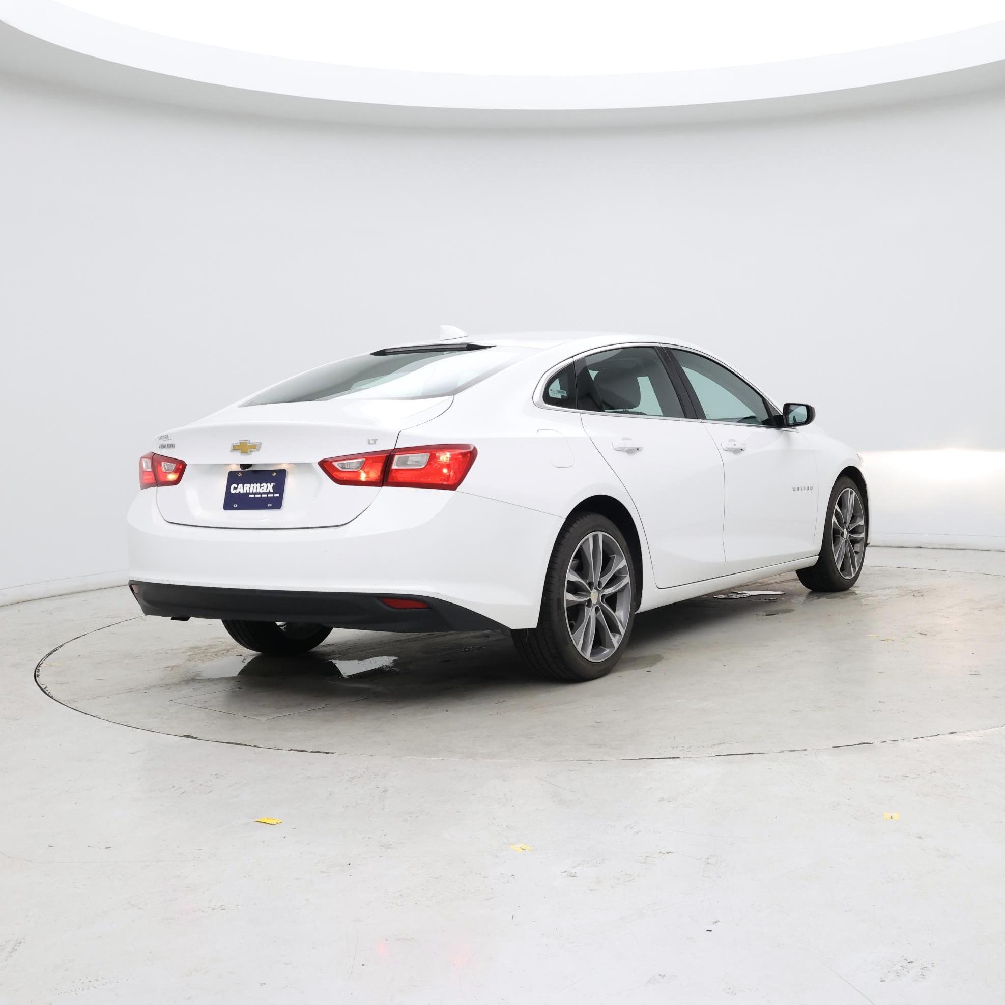 Thumbnail: 2023 Chevrolet Malibu - 8