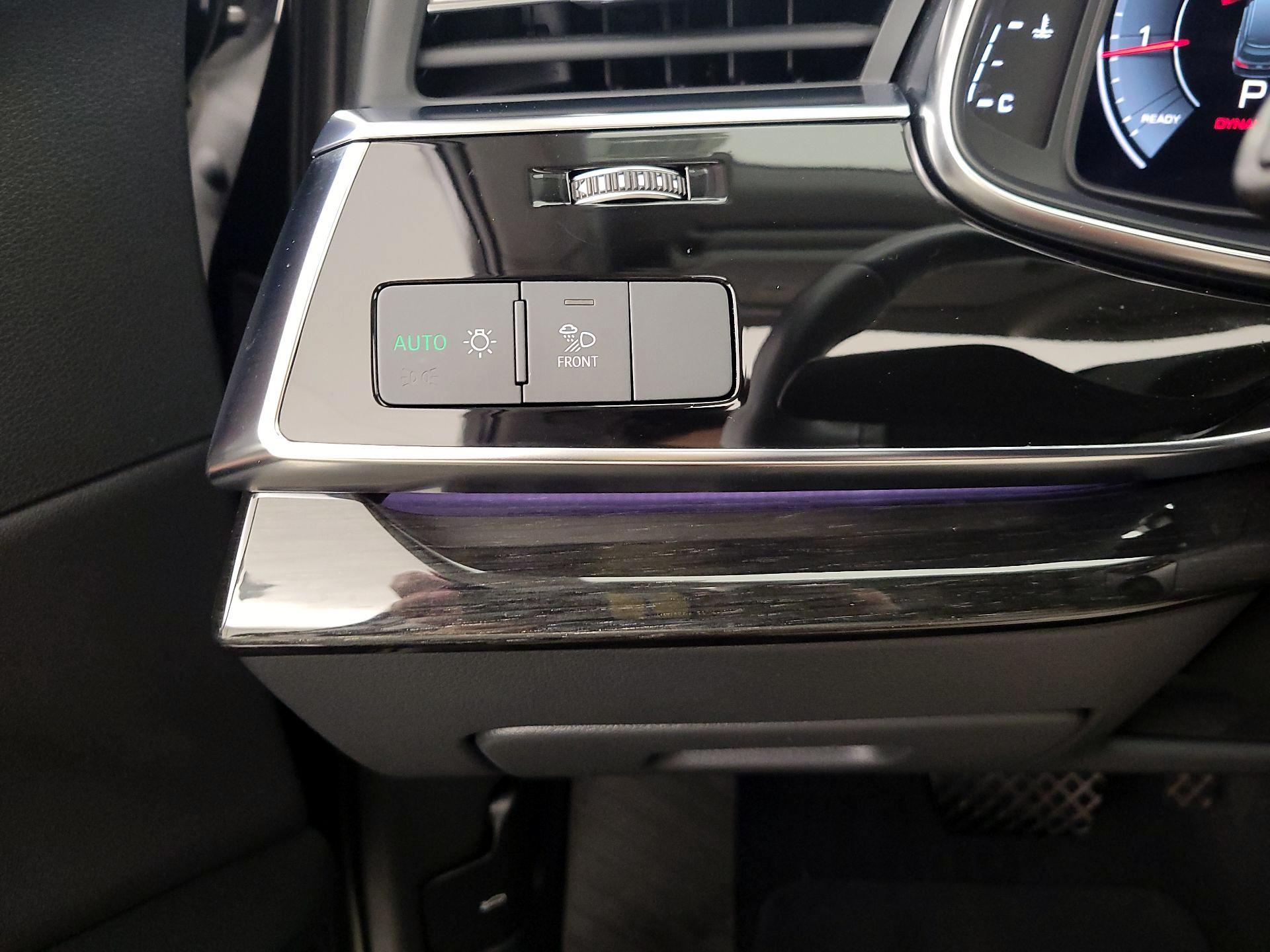 Thumbnail: 2022 Audi Q7 - 13