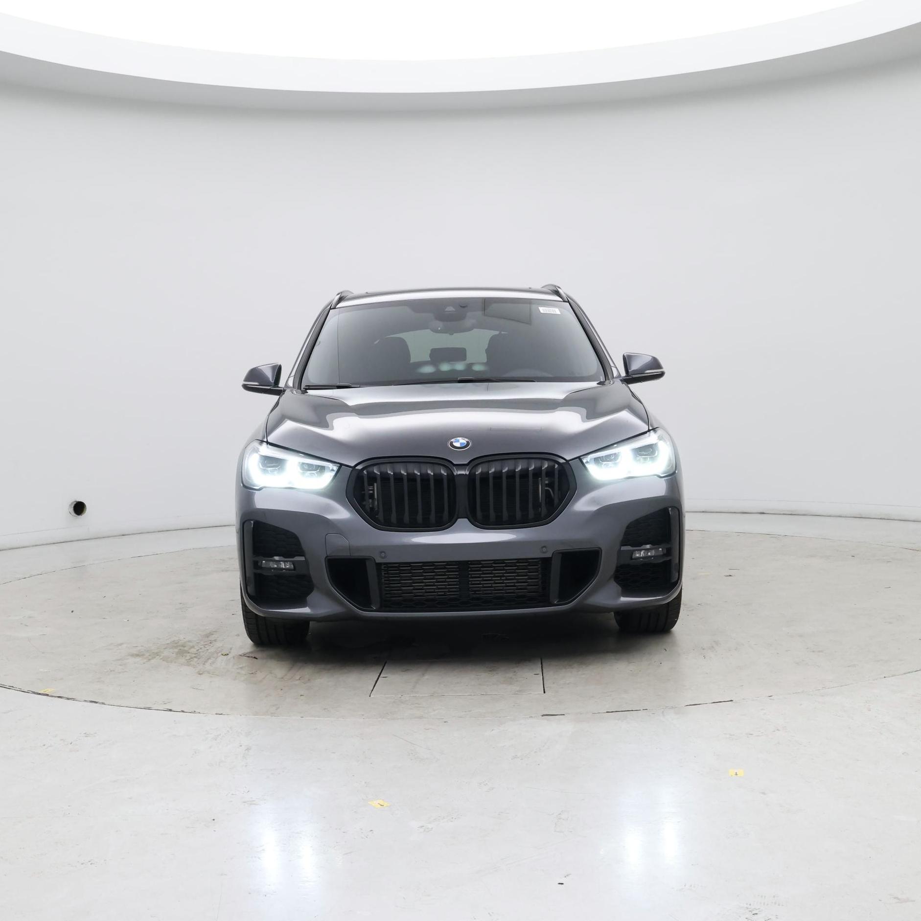 Thumbnail: 2021 BMW X1 - 5