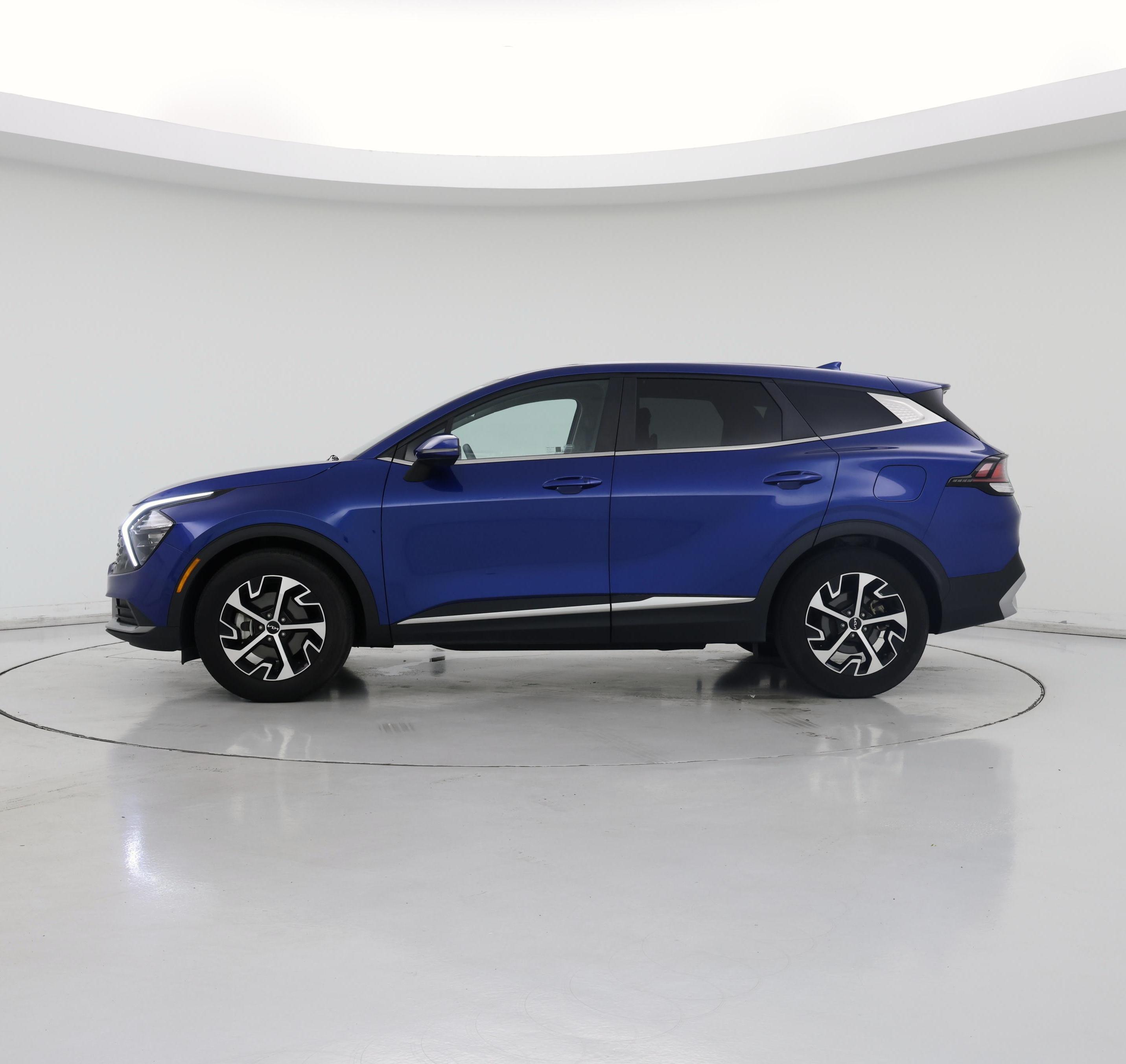 Thumbnail: 2023 Kia Sportage - 3