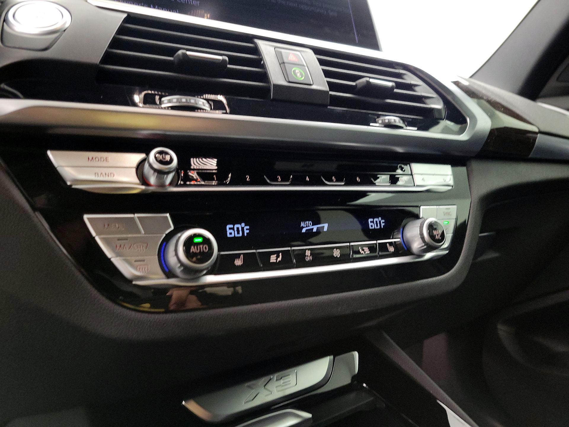 Thumbnail: 2021 BMW X3 - 16