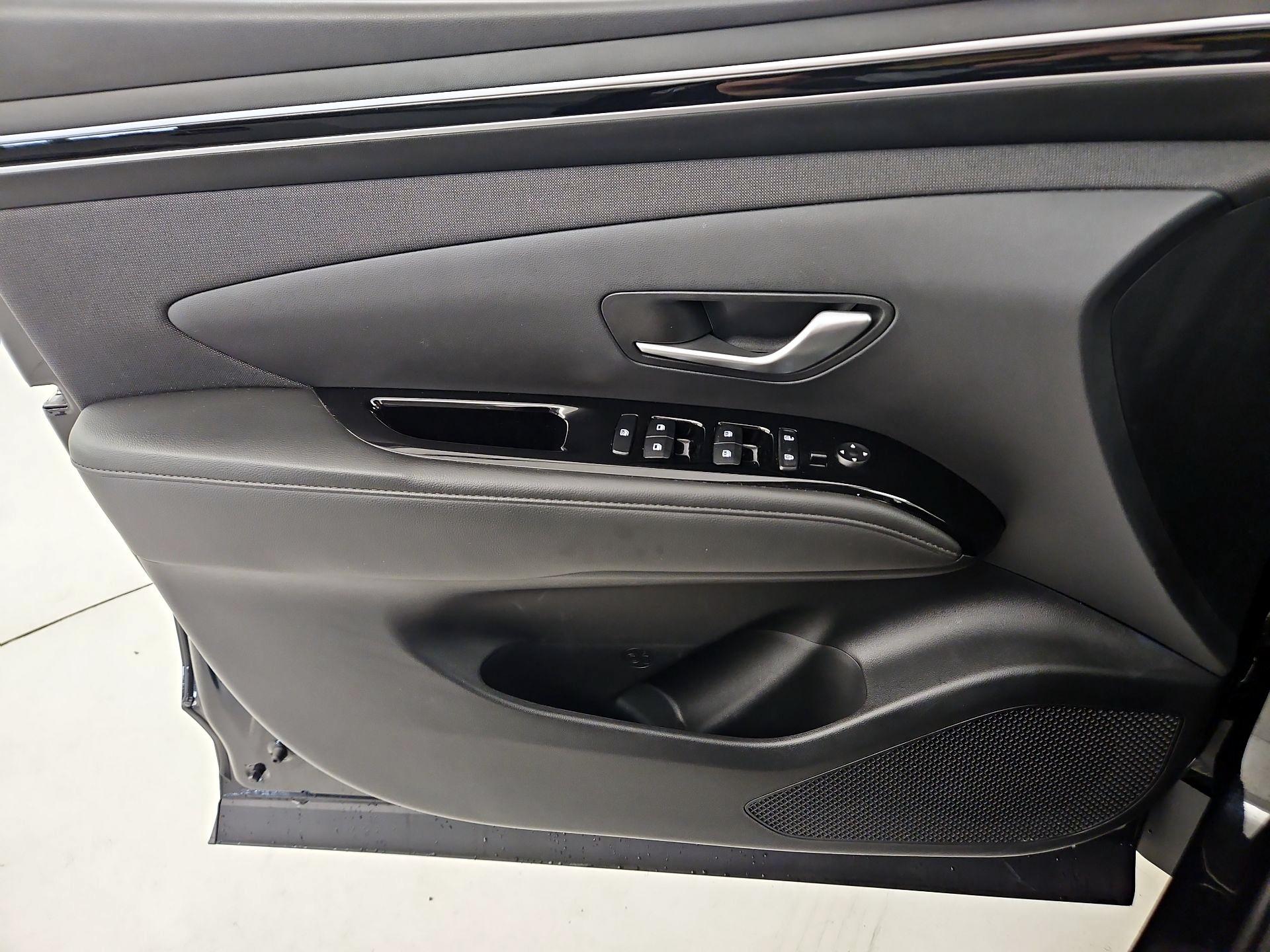 Thumbnail: 2022 Hyundai Tucson - 12