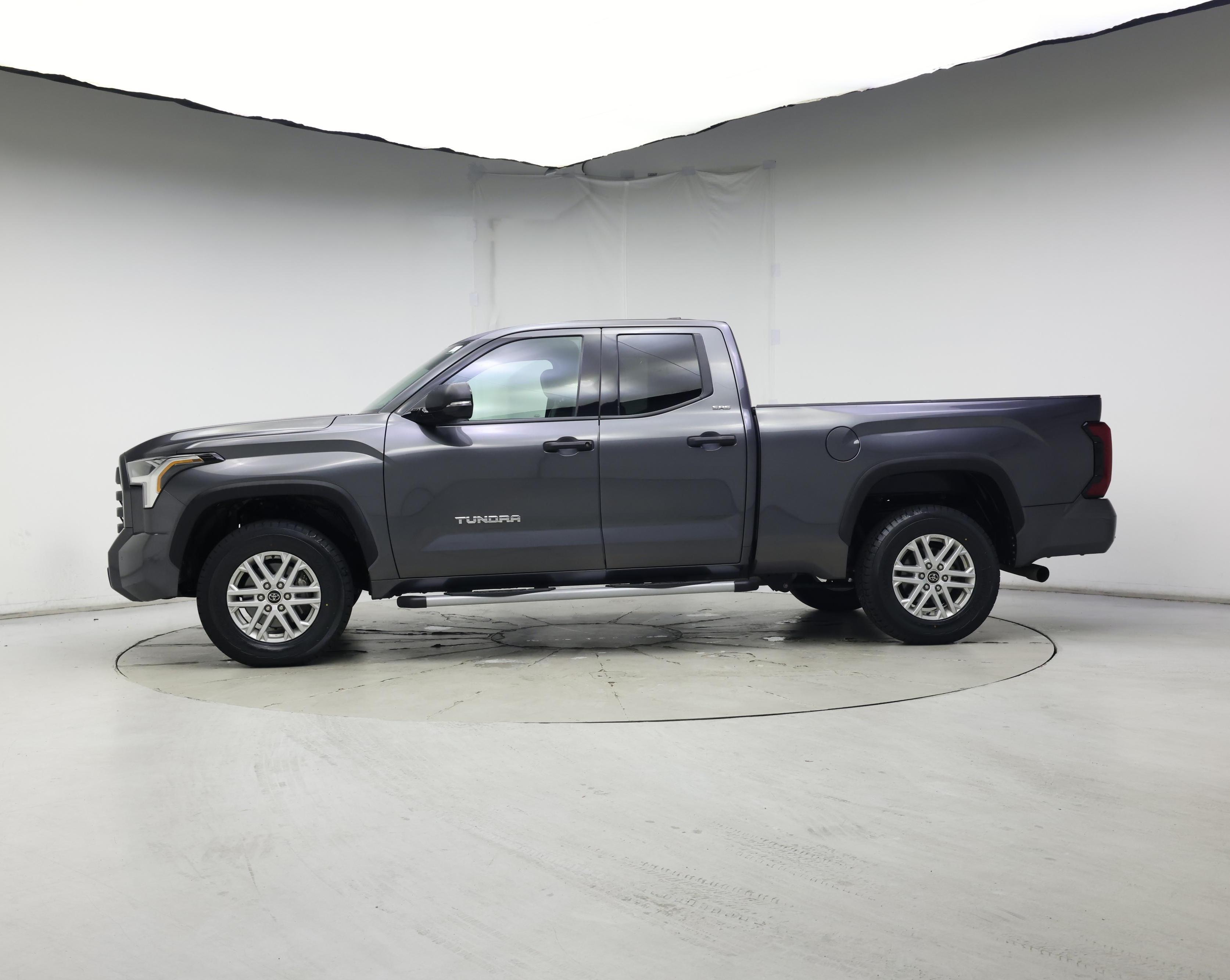 Thumbnail: 2023 Toyota Tundra - 3