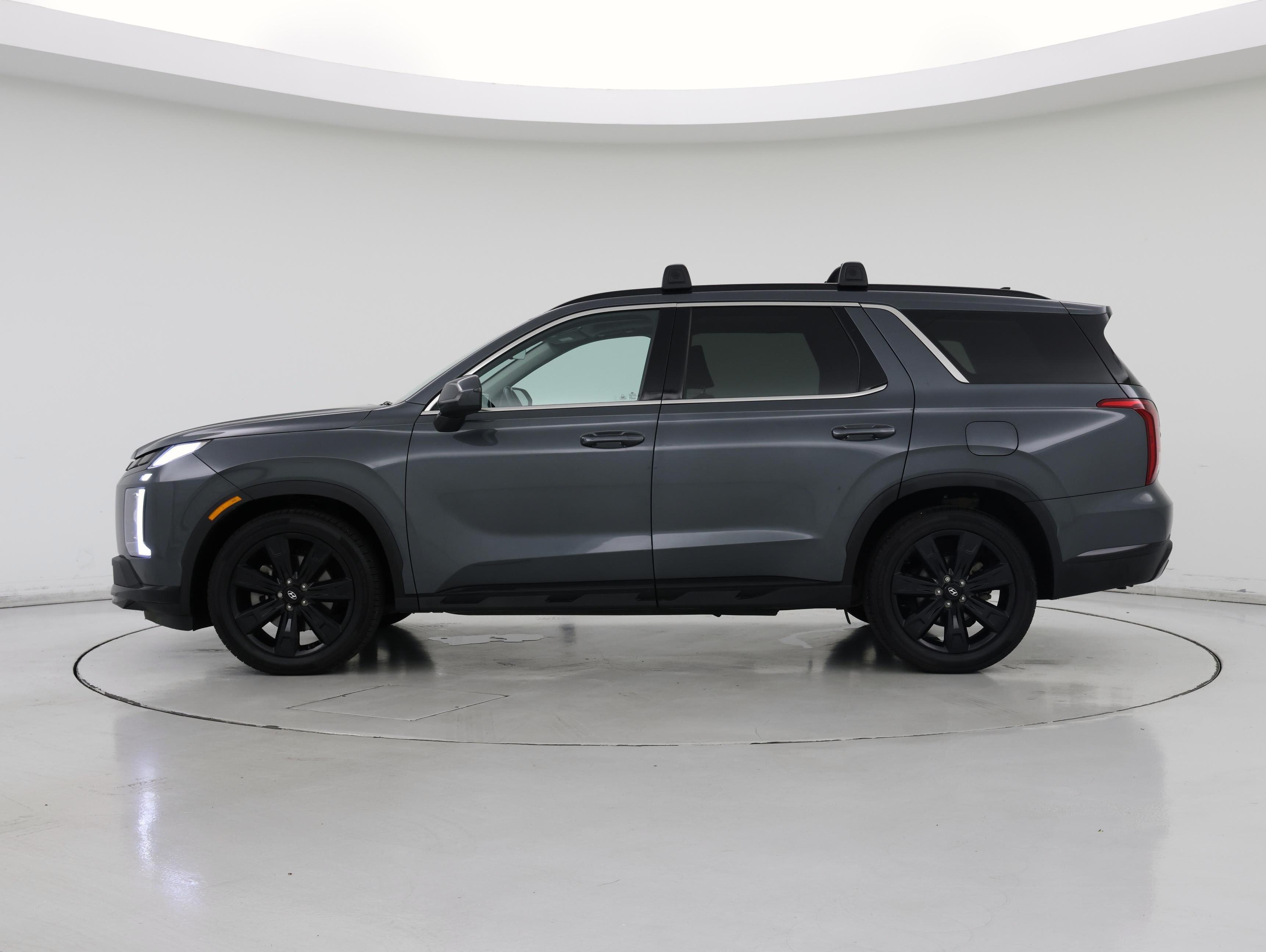 Thumbnail: 2023 Hyundai Palisade - 3