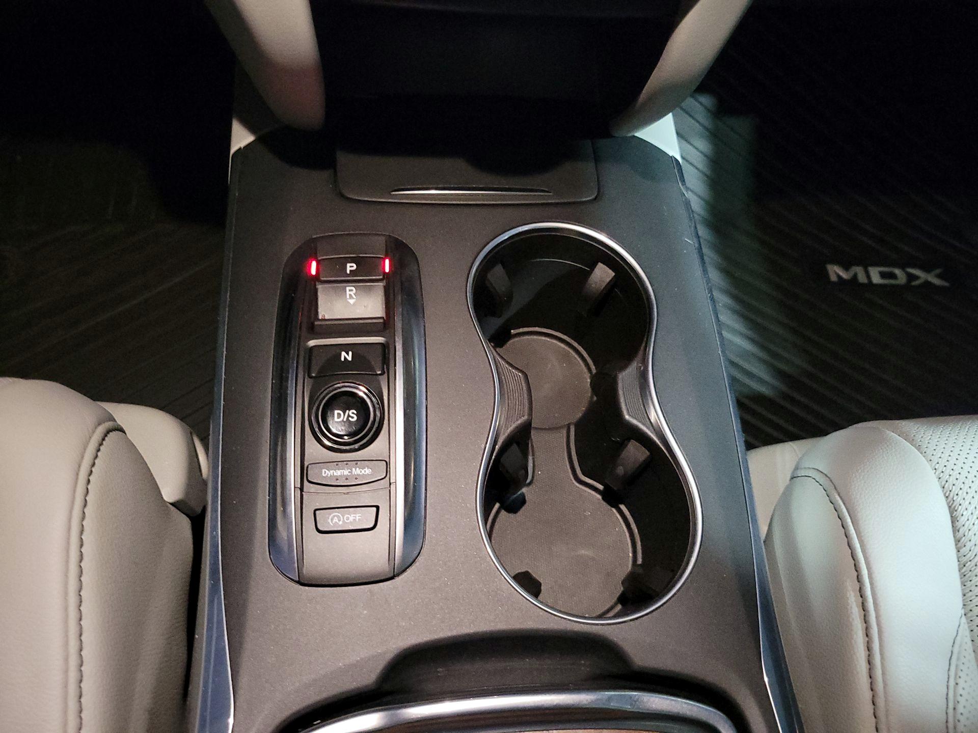 Thumbnail: 2020 Acura MDX - 16