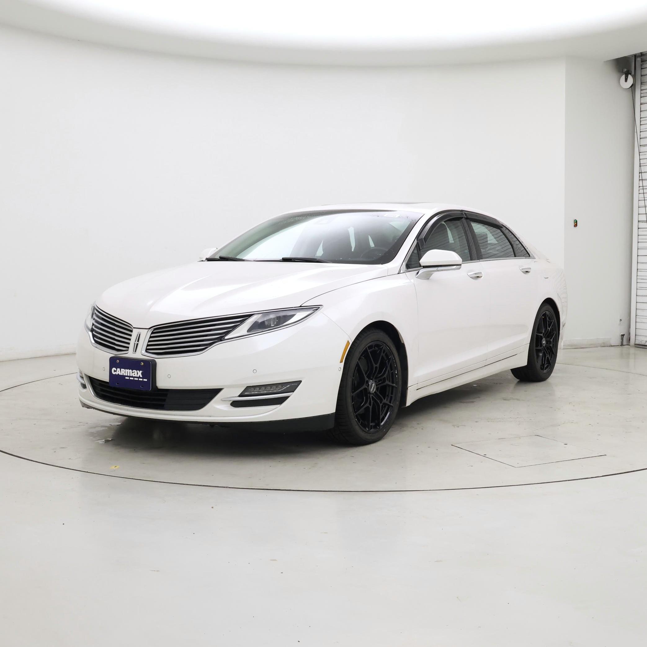Thumbnail: 2016 Lincoln MKZ - 4