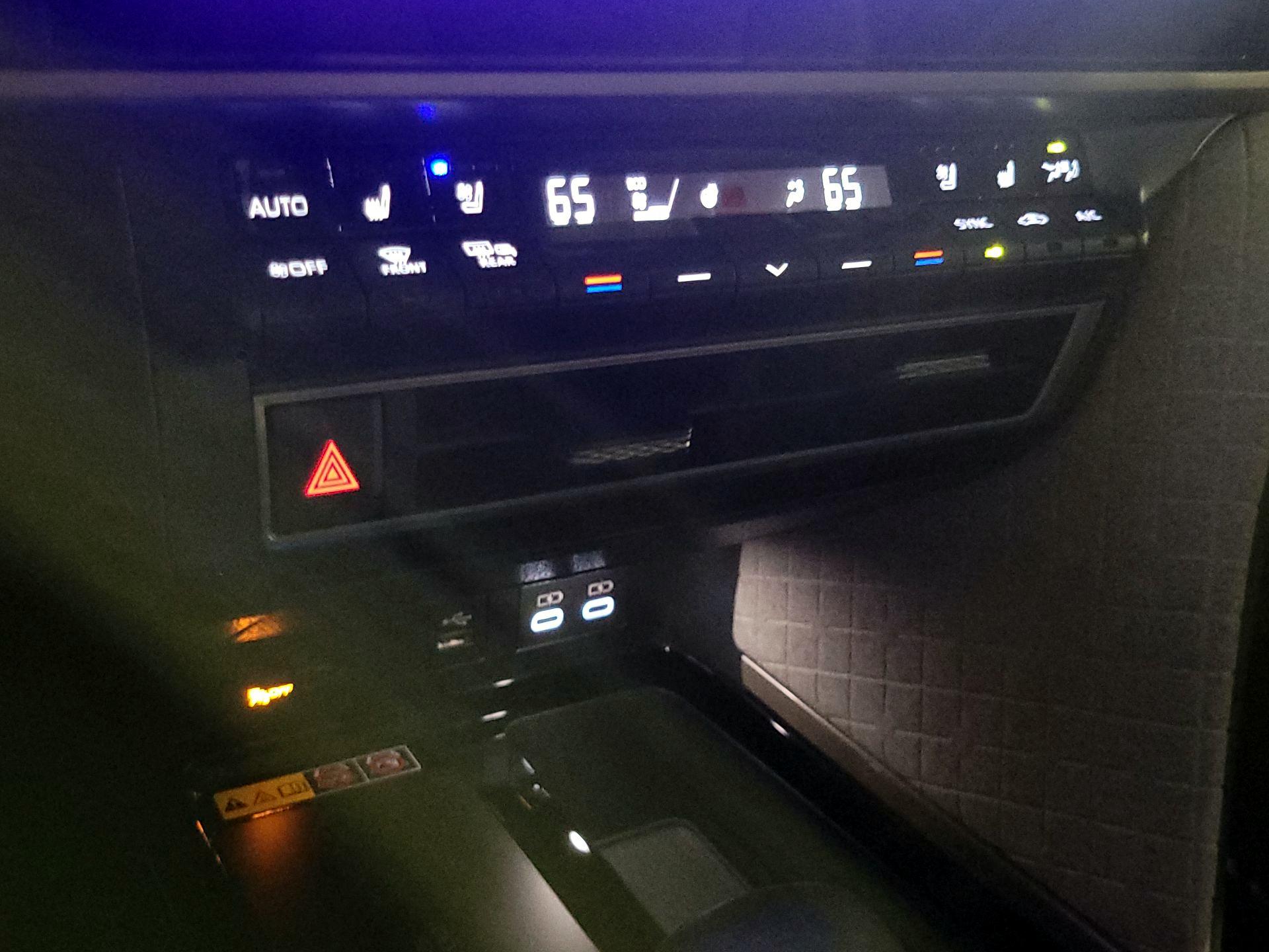 Thumbnail: 2025 Toyota Camry - 14