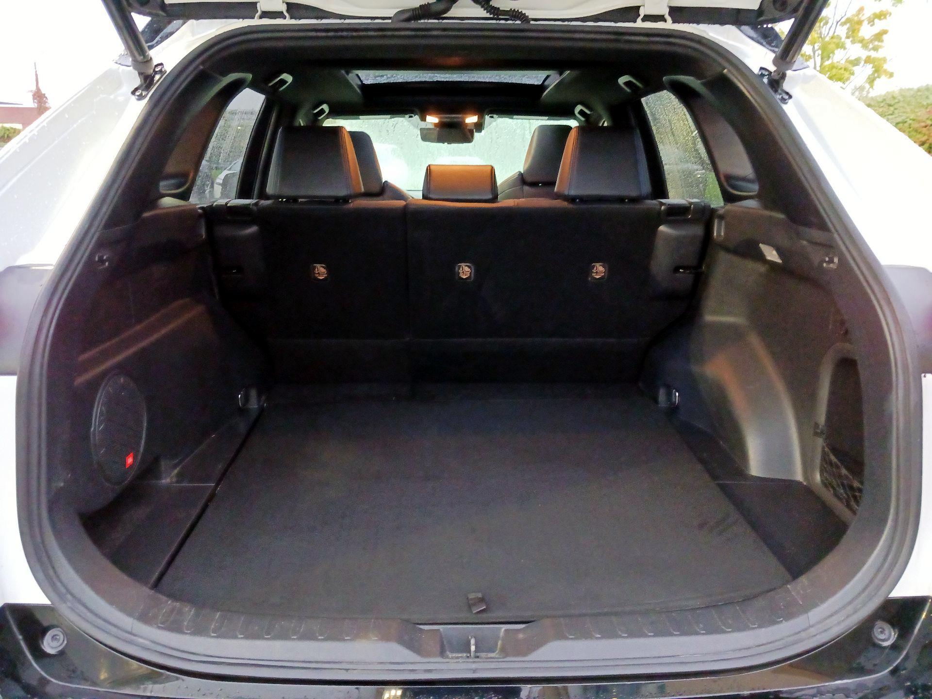 Thumbnail: 2020 Toyota RAV4 - 20