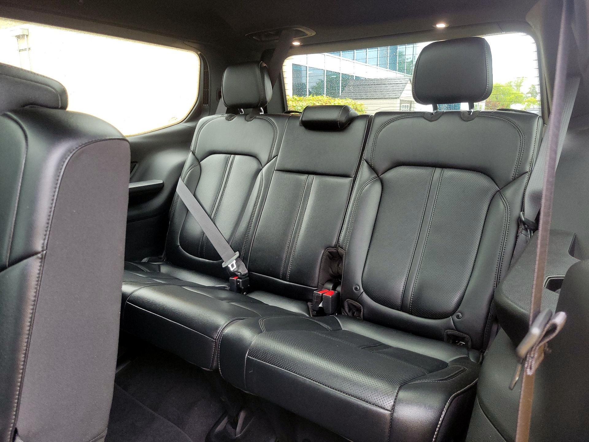 Thumbnail: 2023 Jeep Wagoneer - 20