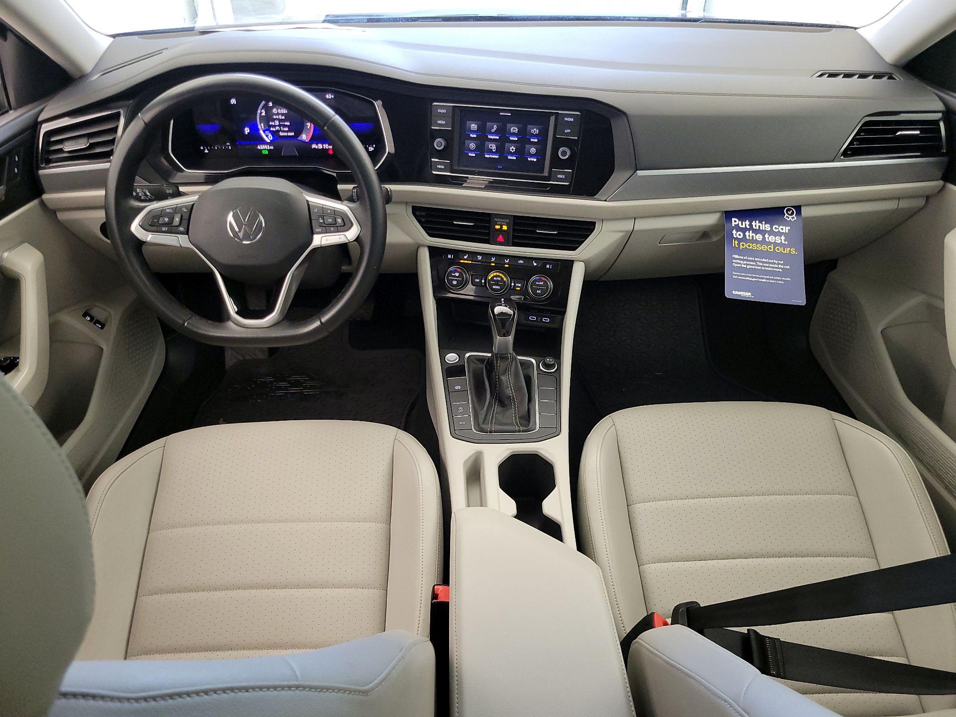 Thumbnail: 2023 Volkswagen Jetta - 9