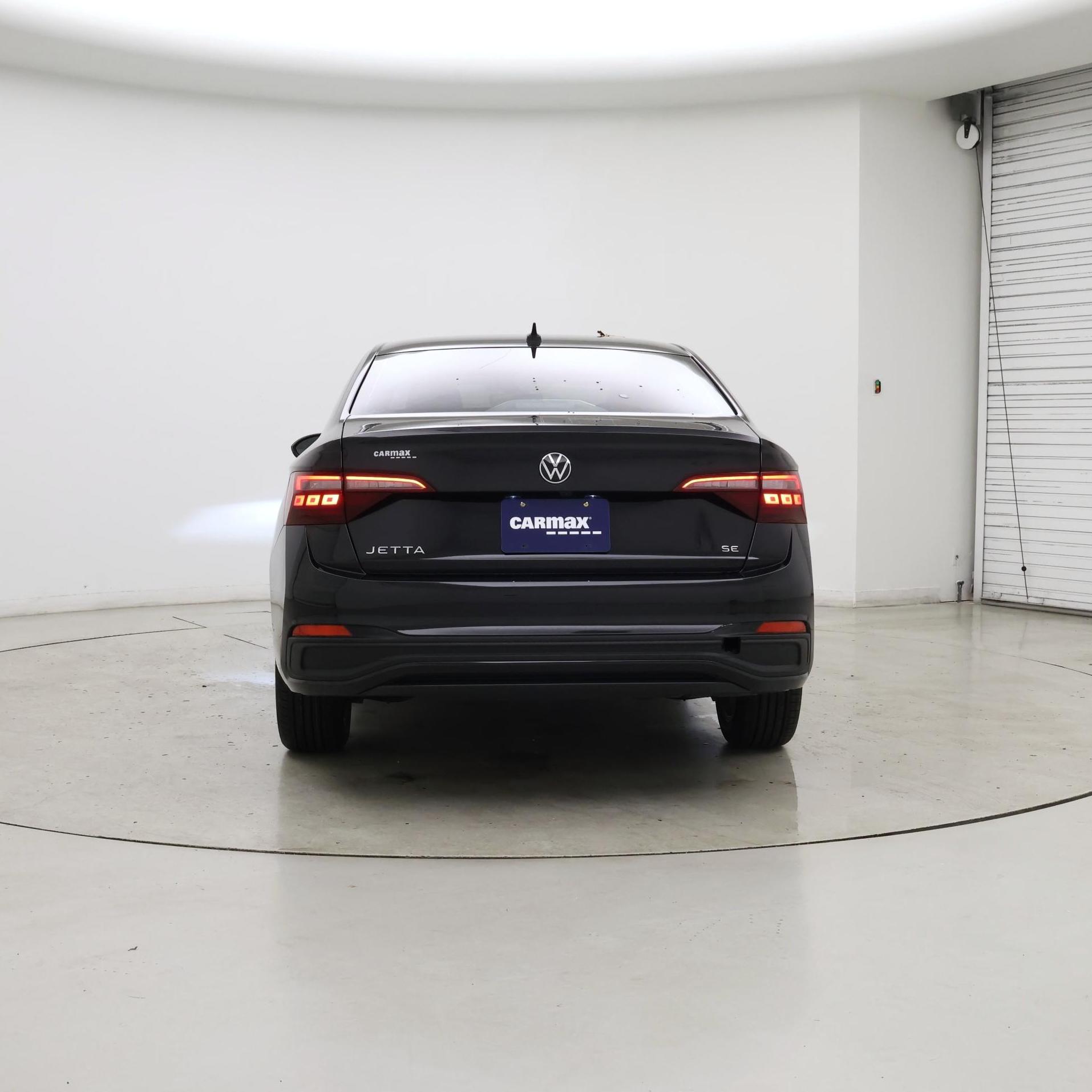 Thumbnail: 2023 Volkswagen Jetta - 6