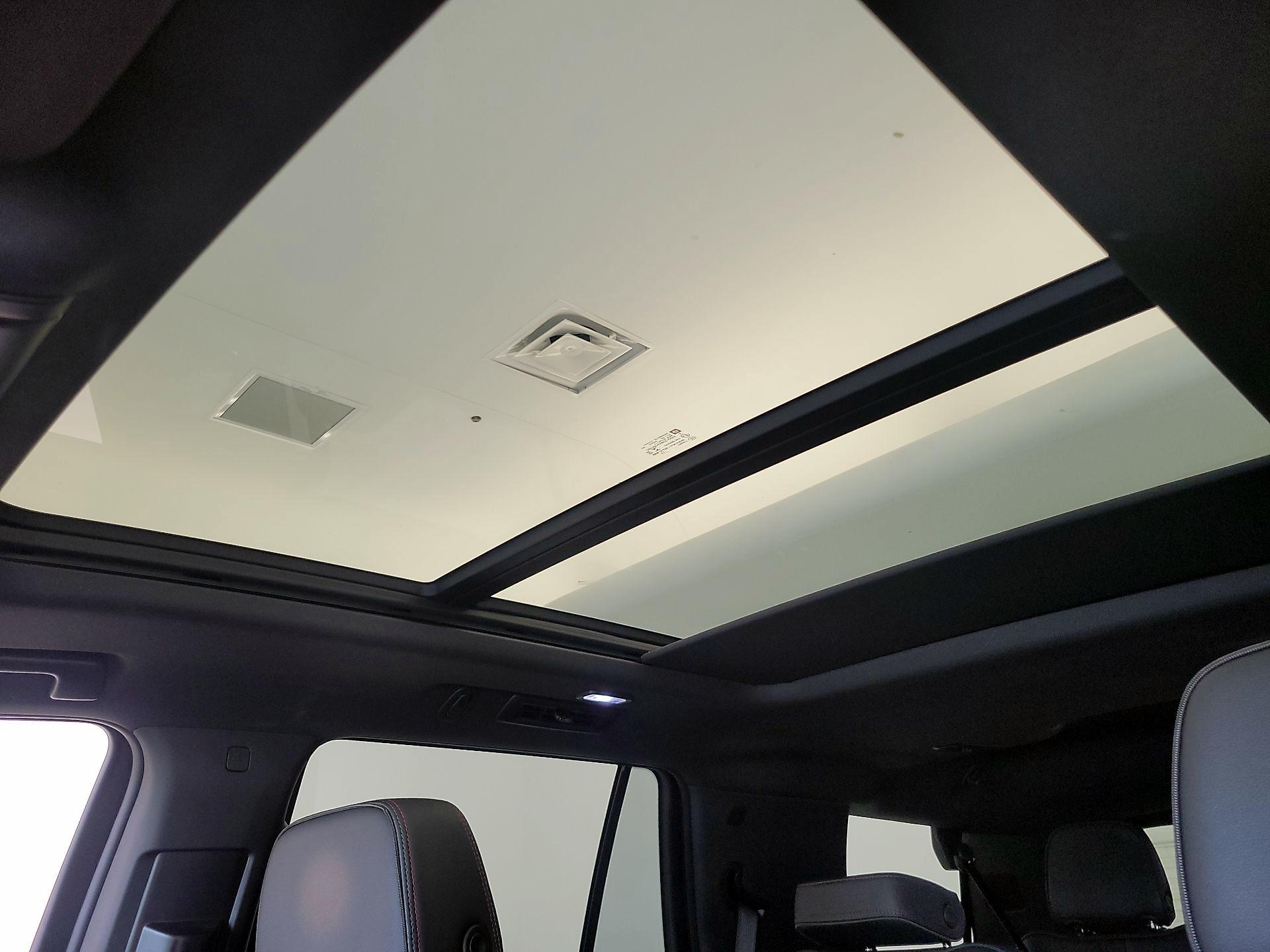 Thumbnail: 2022 Chevrolet Tahoe - 20