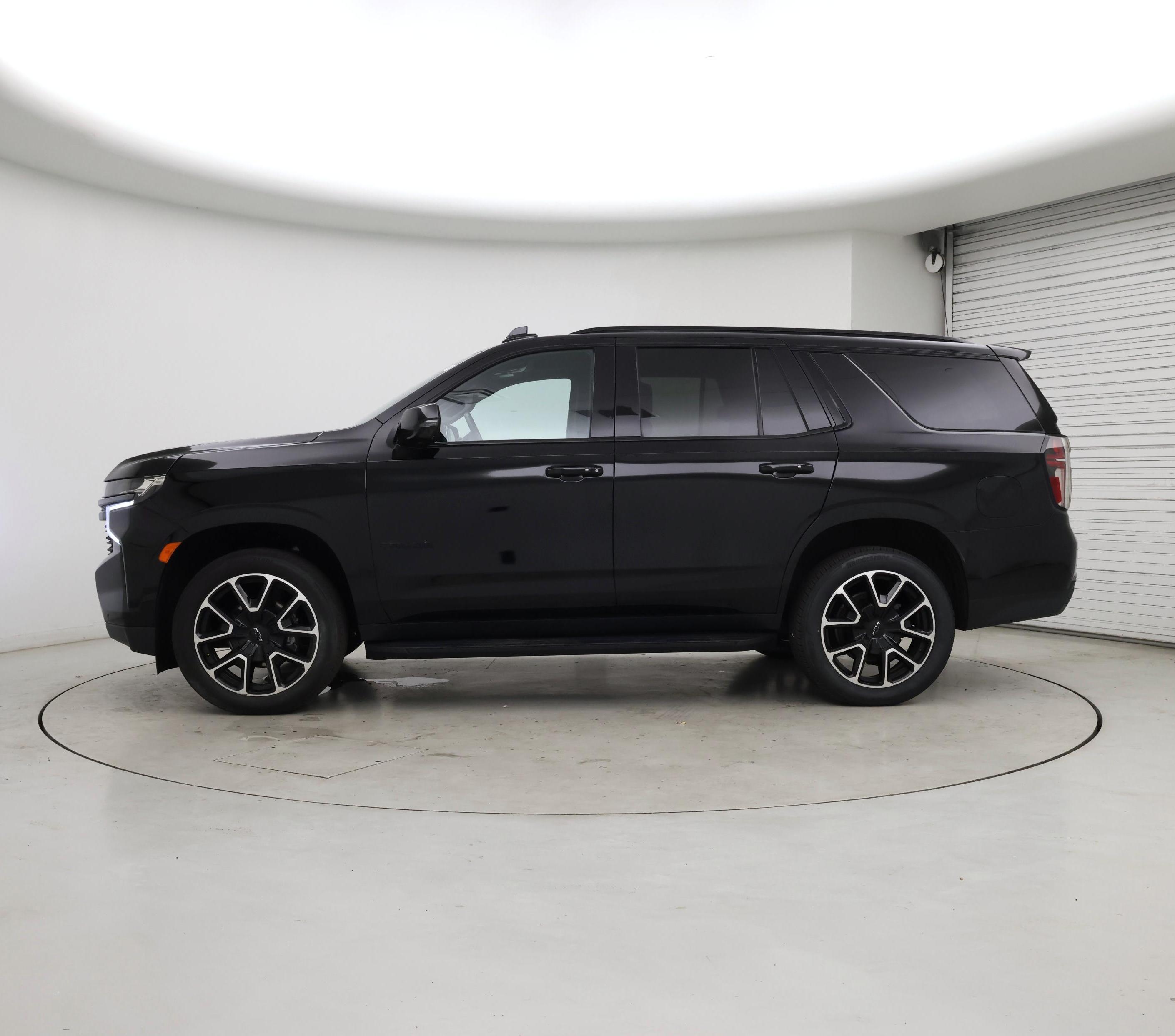 Thumbnail: 2022 Chevrolet Tahoe - 3