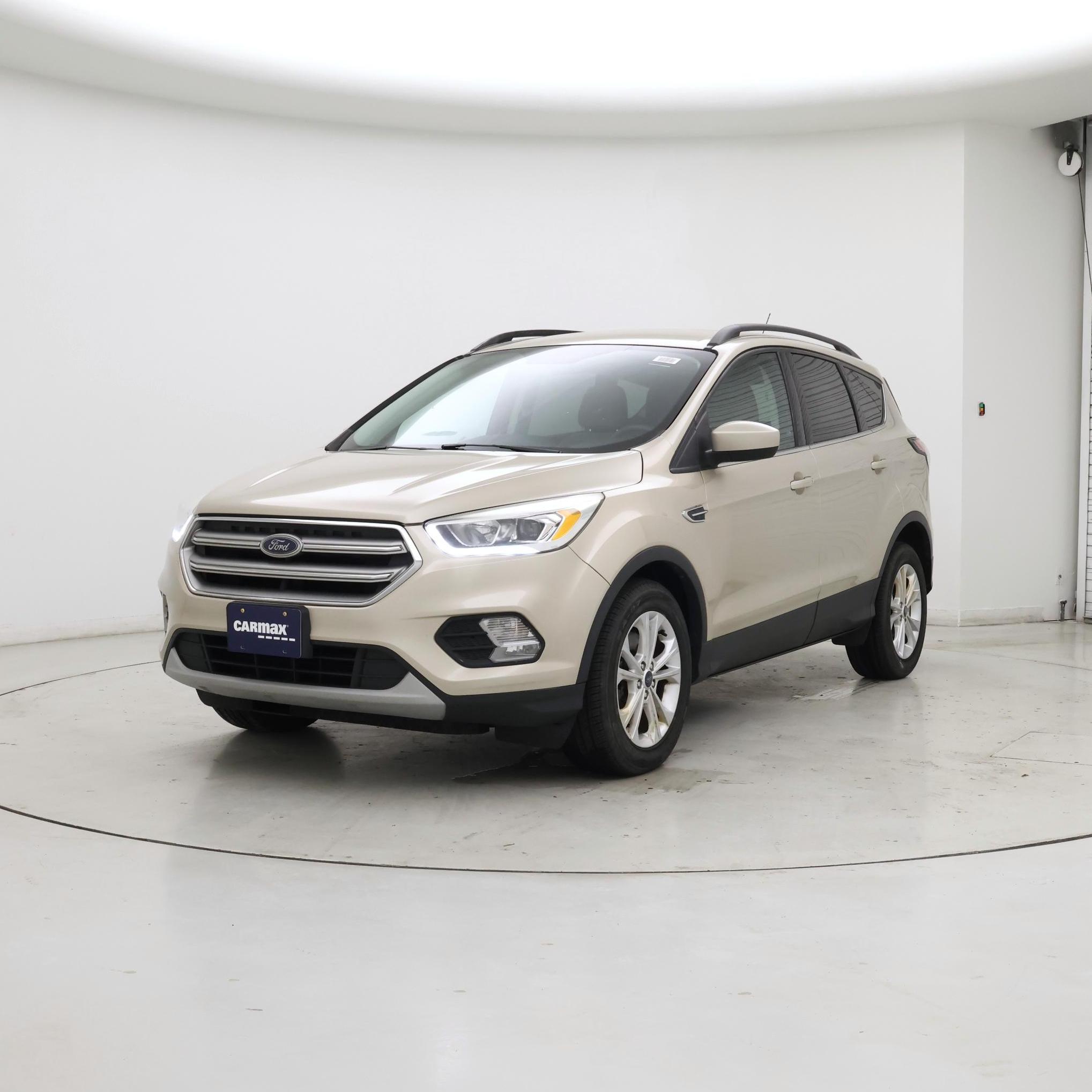 Thumbnail: 2017 Ford Escape - 4