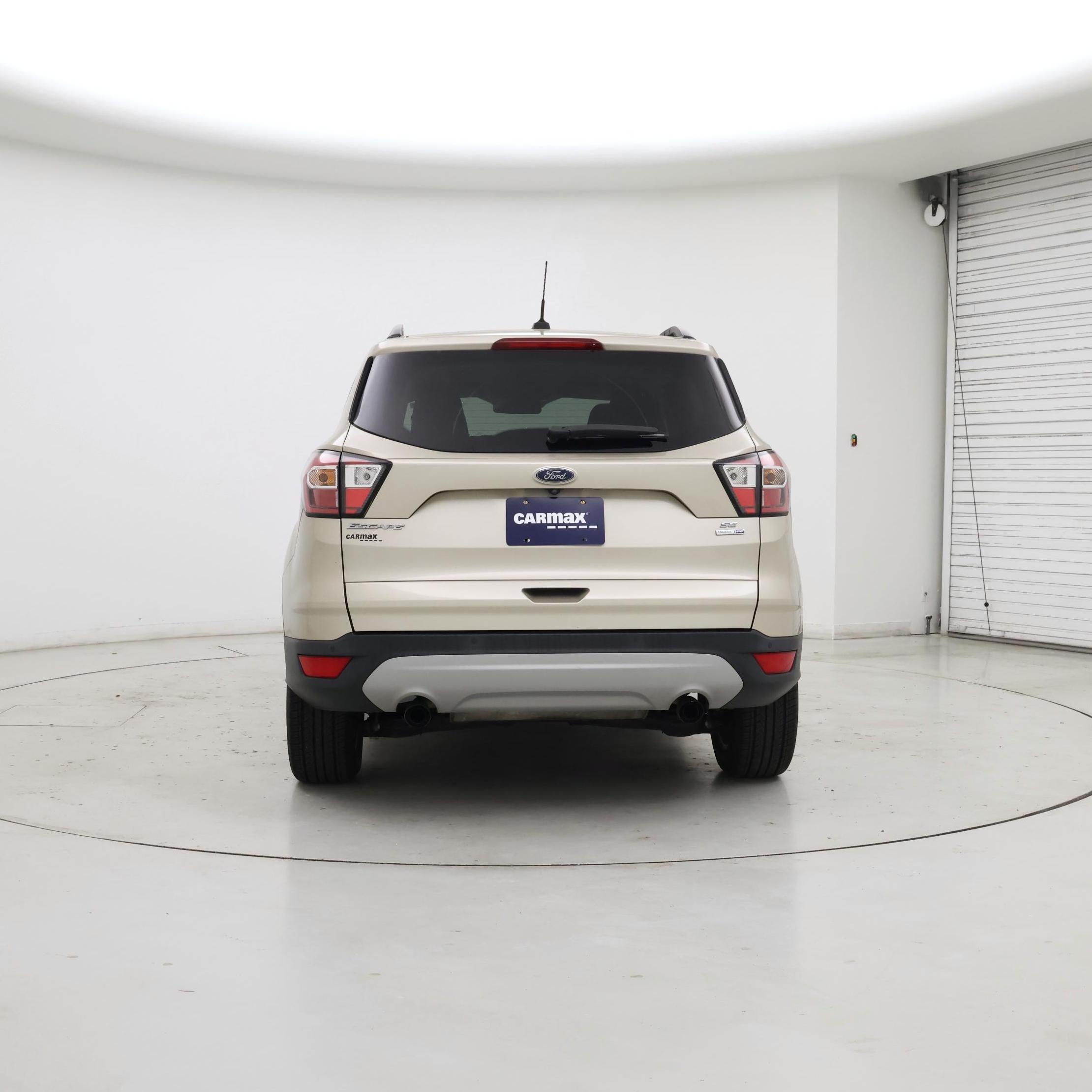 Thumbnail: 2017 Ford Escape - 6