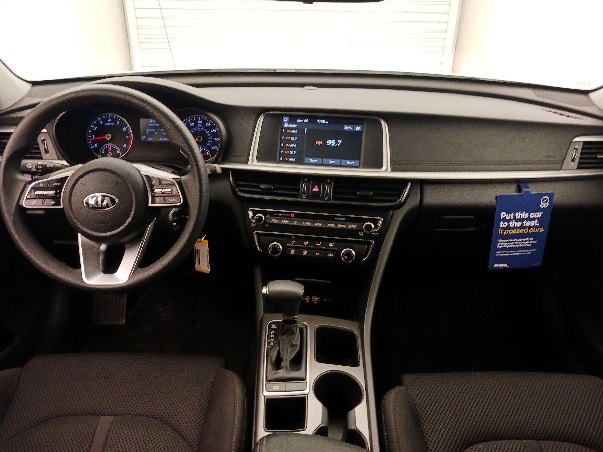 Thumbnail: 2020 Kia Optima - 9