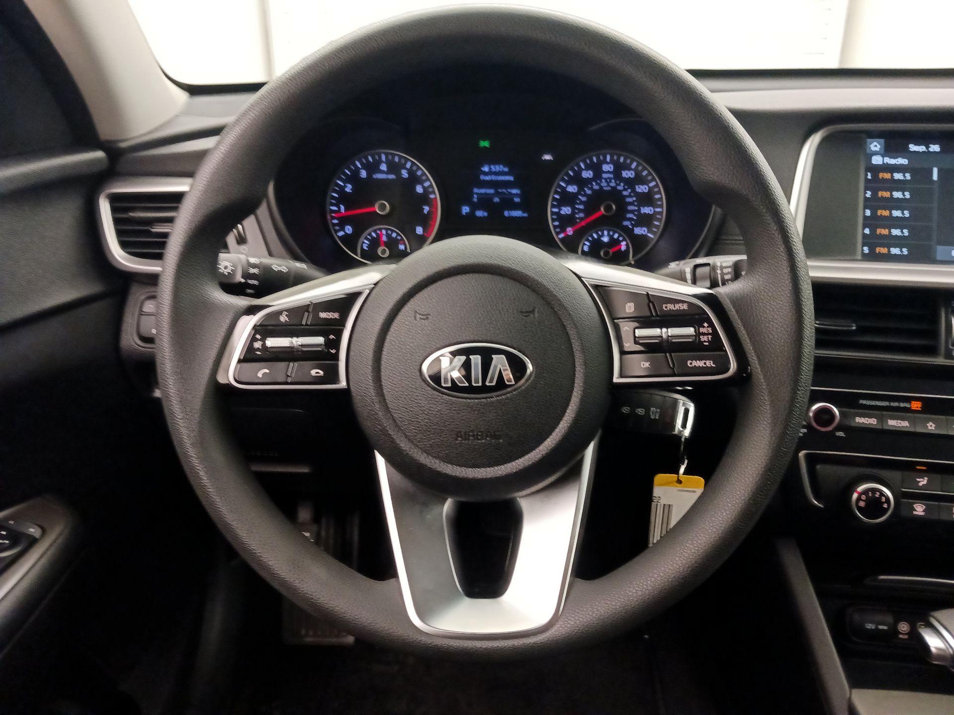 Thumbnail: 2020 Kia Optima - 10