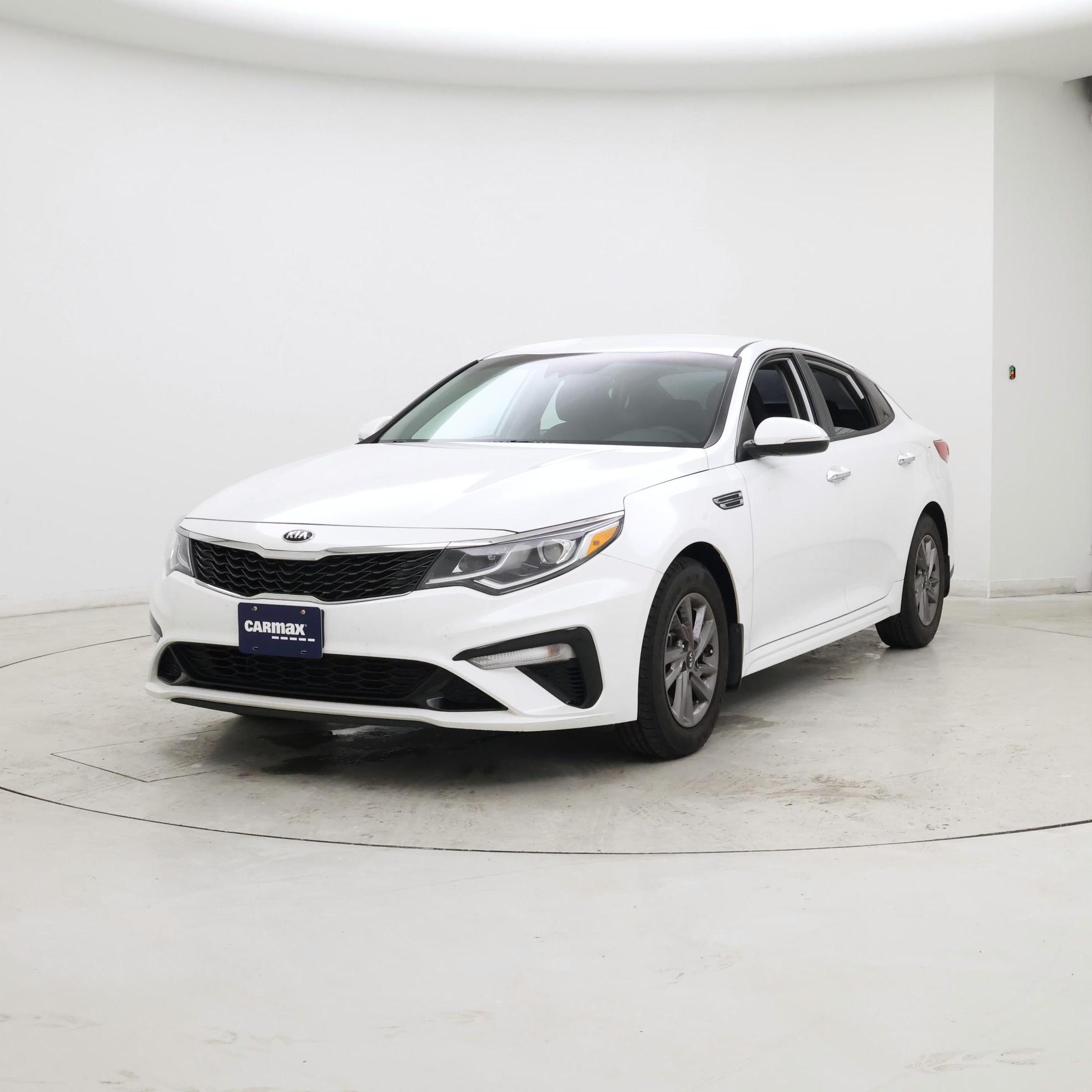 Thumbnail: 2020 Kia Optima - 4