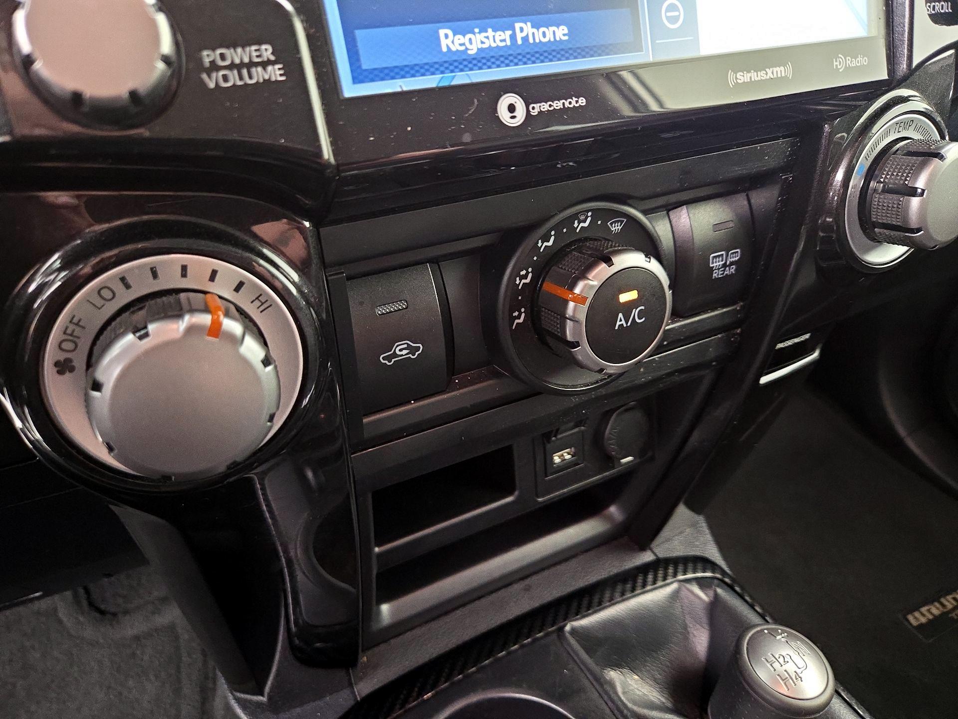 Thumbnail: 2024 Toyota 4Runner - 17