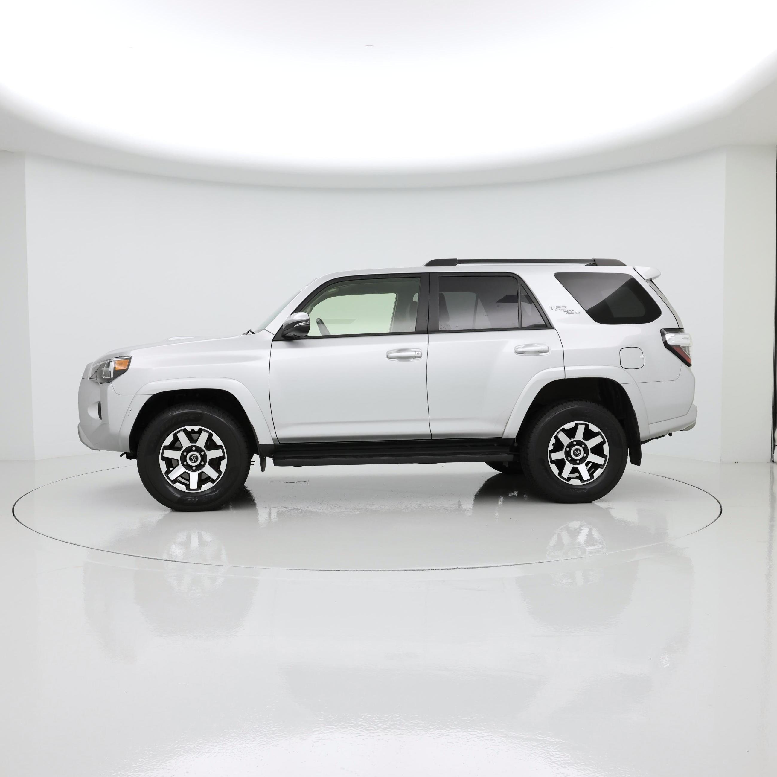 Thumbnail: 2024 Toyota 4Runner - 3