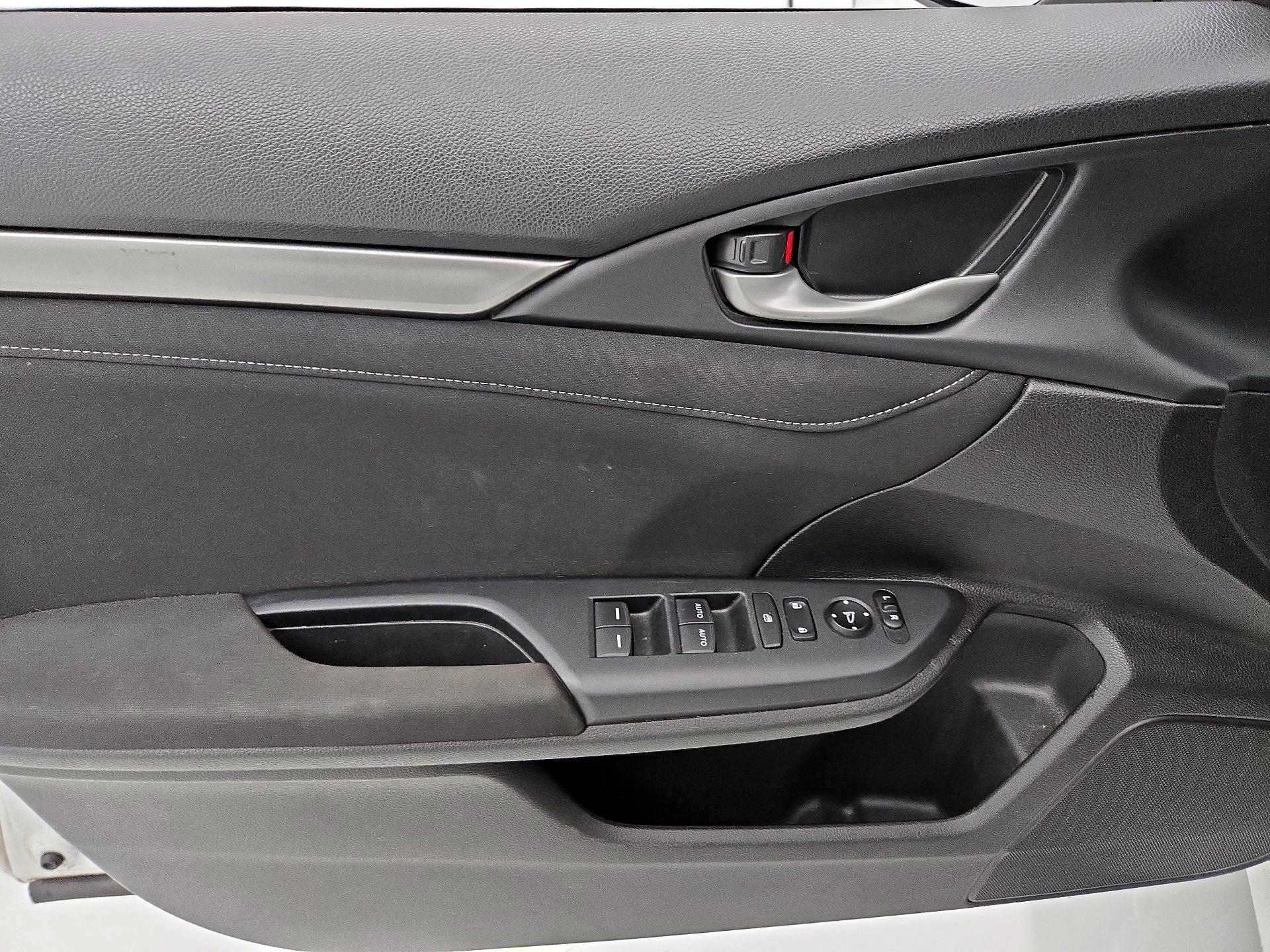 Thumbnail: 2020 Honda Civic - 12