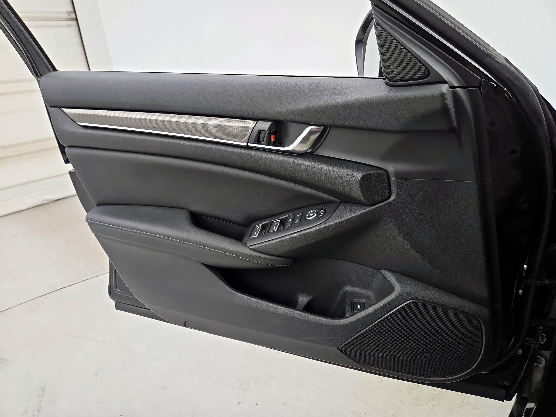 Thumbnail: 2021 Honda Accord - 12