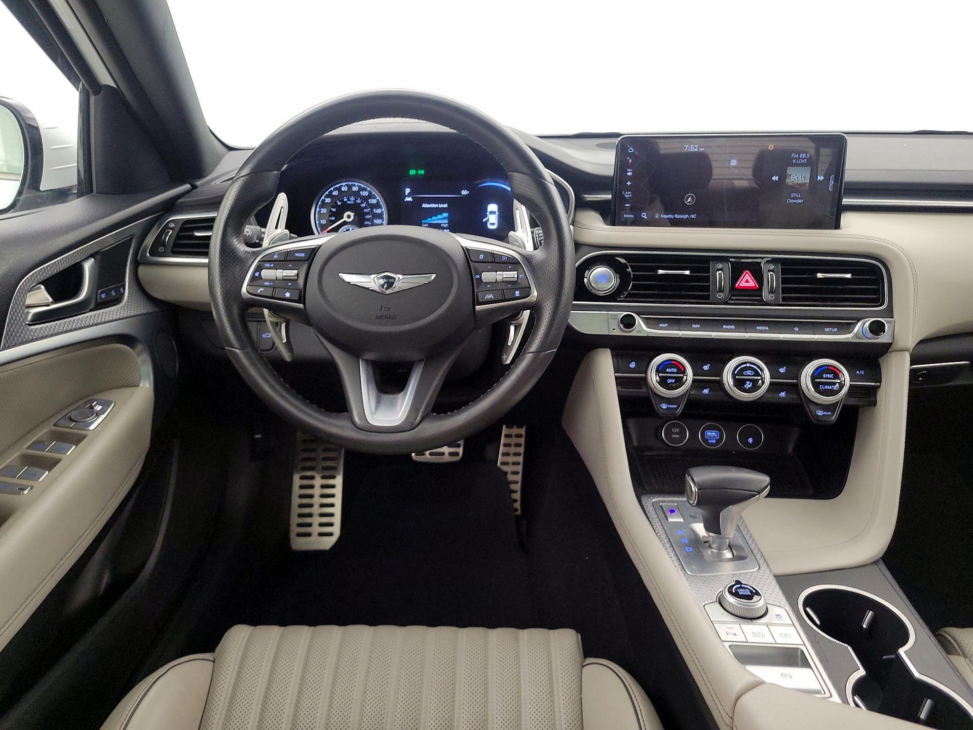 Thumbnail: 2023 Genesis G70 - 10