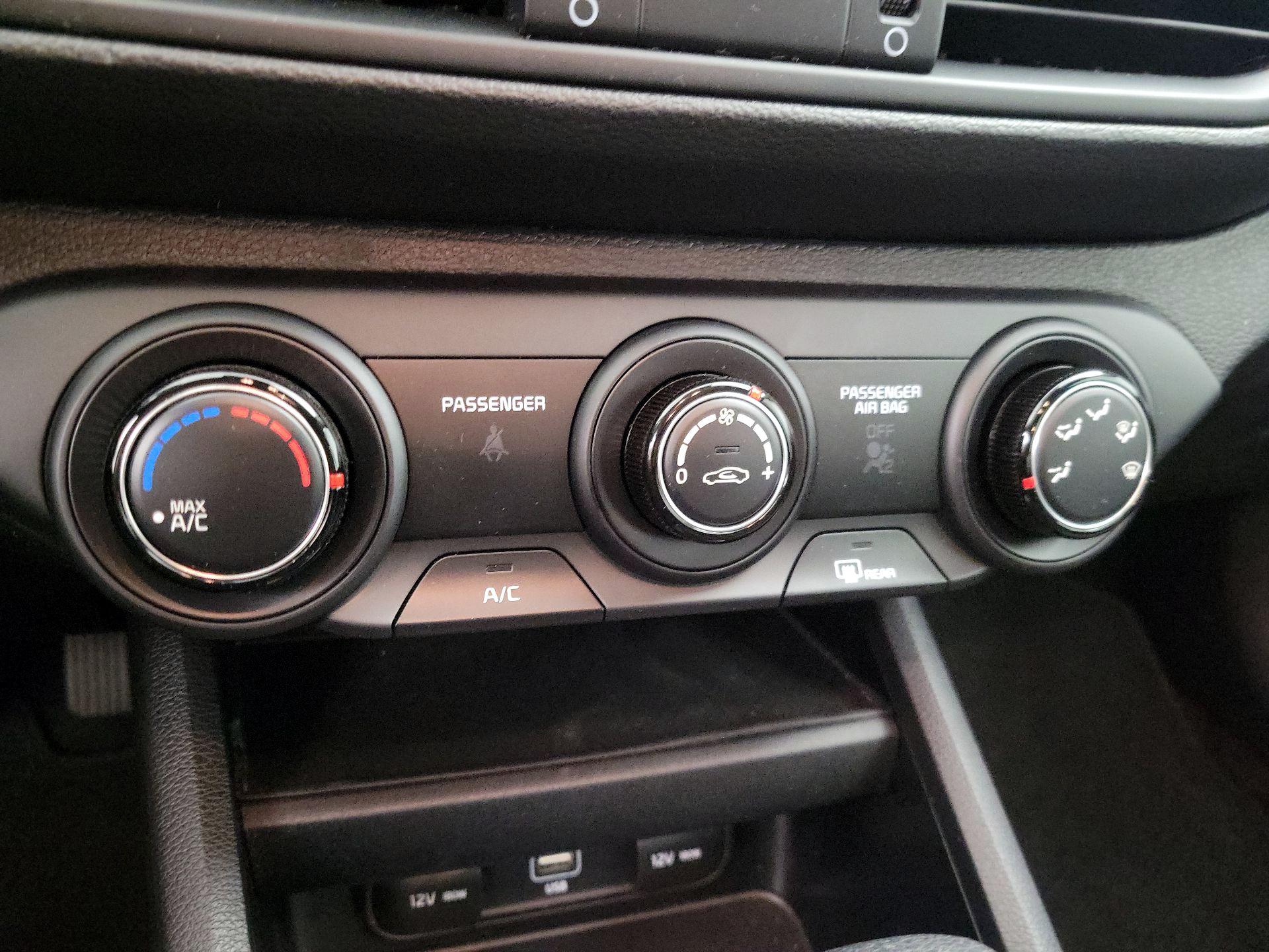 Thumbnail: 2023 Kia Forte - 16