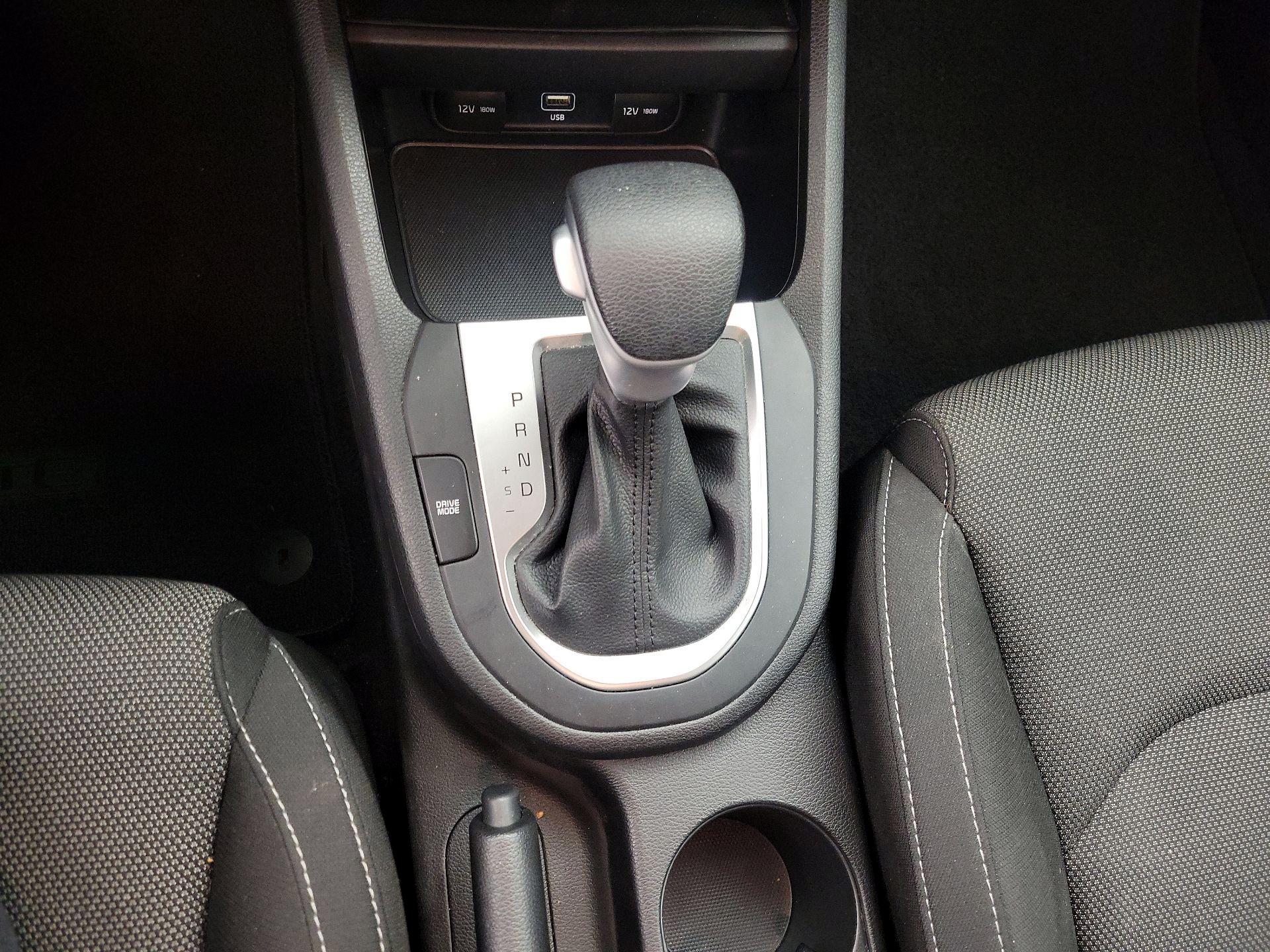 Thumbnail: 2023 Kia Forte - 17