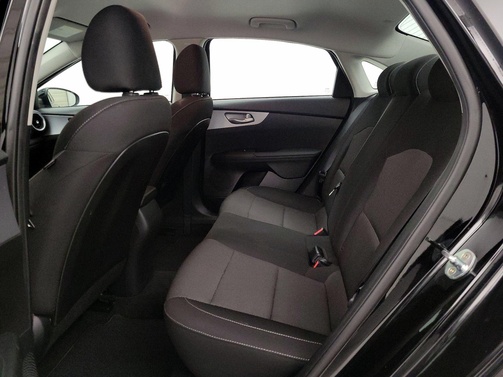 Thumbnail: 2023 Kia Forte - 19