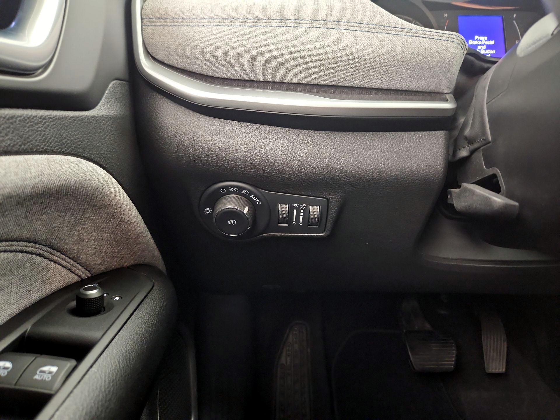 Thumbnail: 2022 Jeep Compass - 13