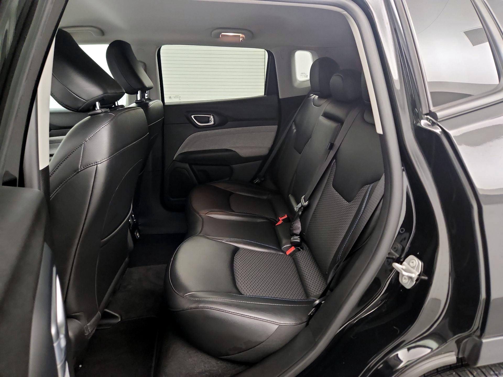 Thumbnail: 2022 Jeep Compass - 19