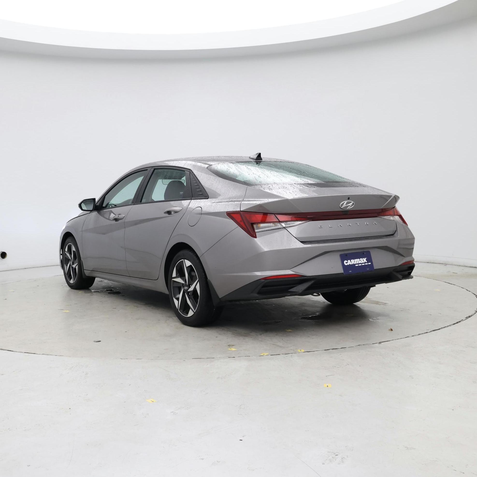 Thumbnail: 2023 Hyundai Elantra - 2