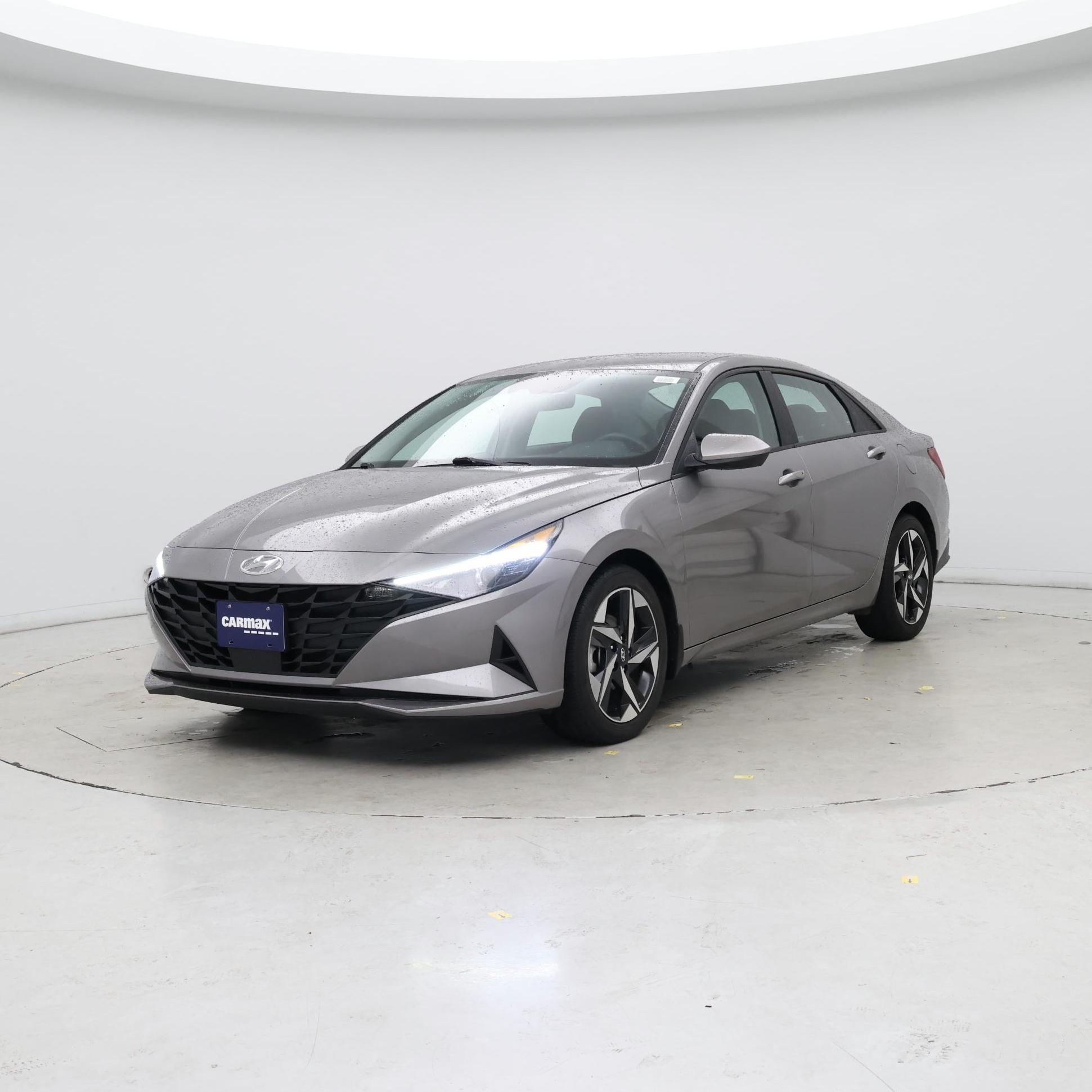 Thumbnail: 2023 Hyundai Elantra - 4