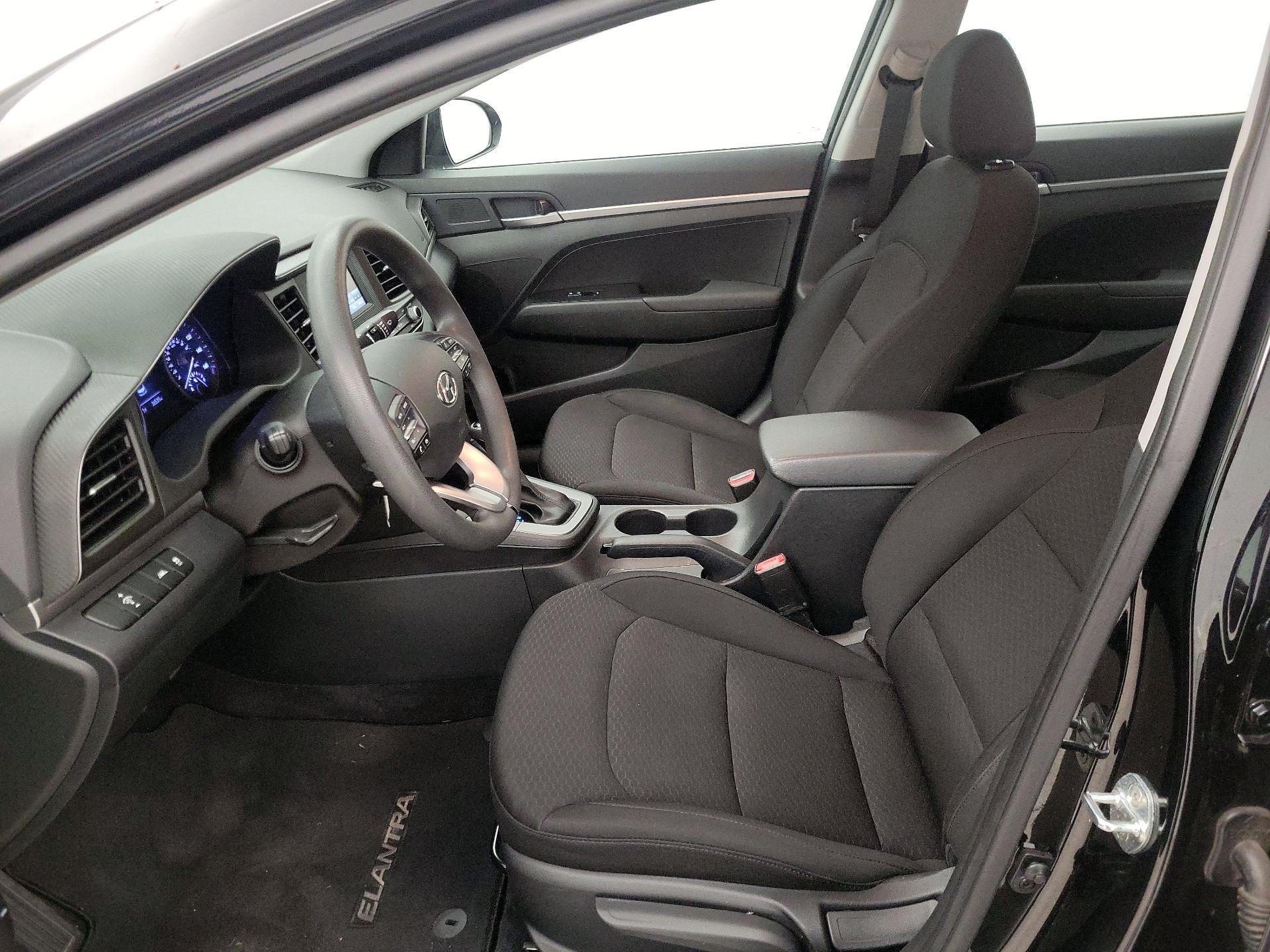 Thumbnail: 2020 Hyundai Elantra - 11