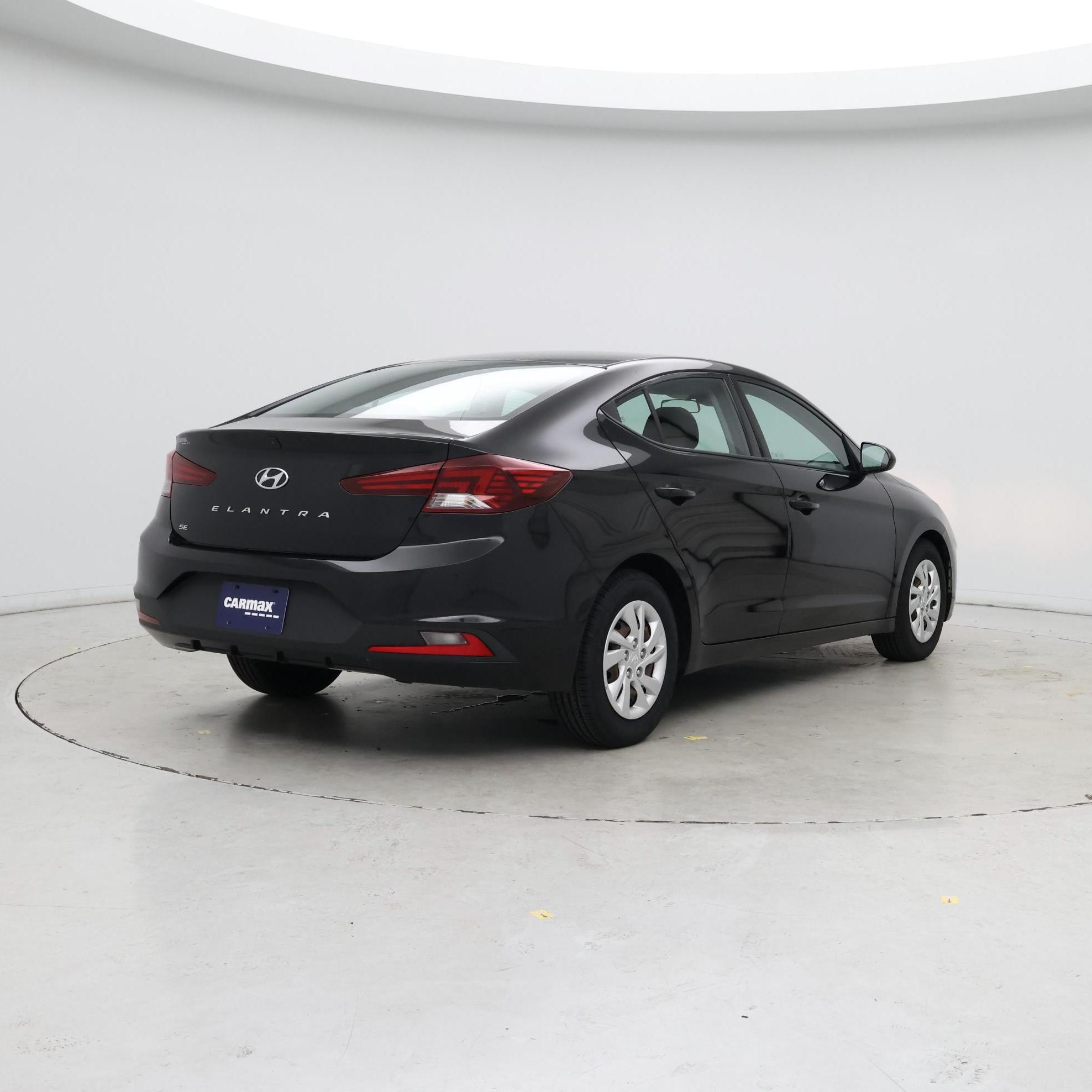 Thumbnail: 2020 Hyundai Elantra - 8