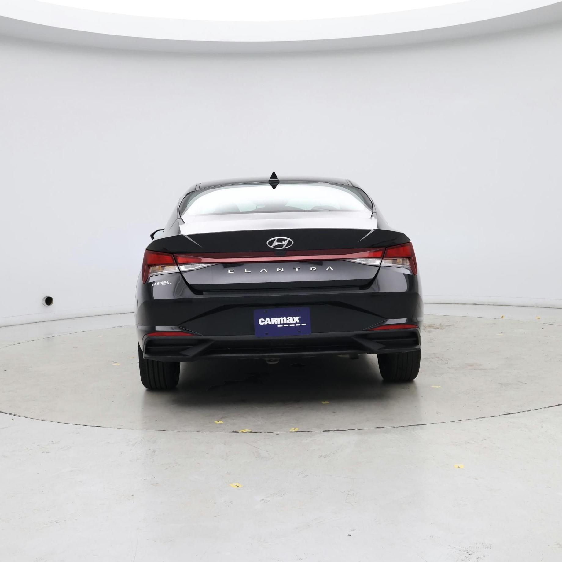 Thumbnail: 2023 Hyundai Elantra - 6