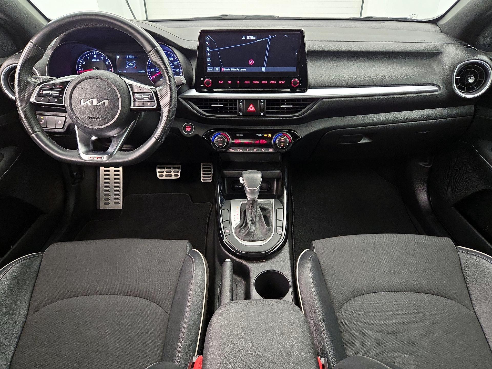 Thumbnail: 2023 Kia Forte - 9