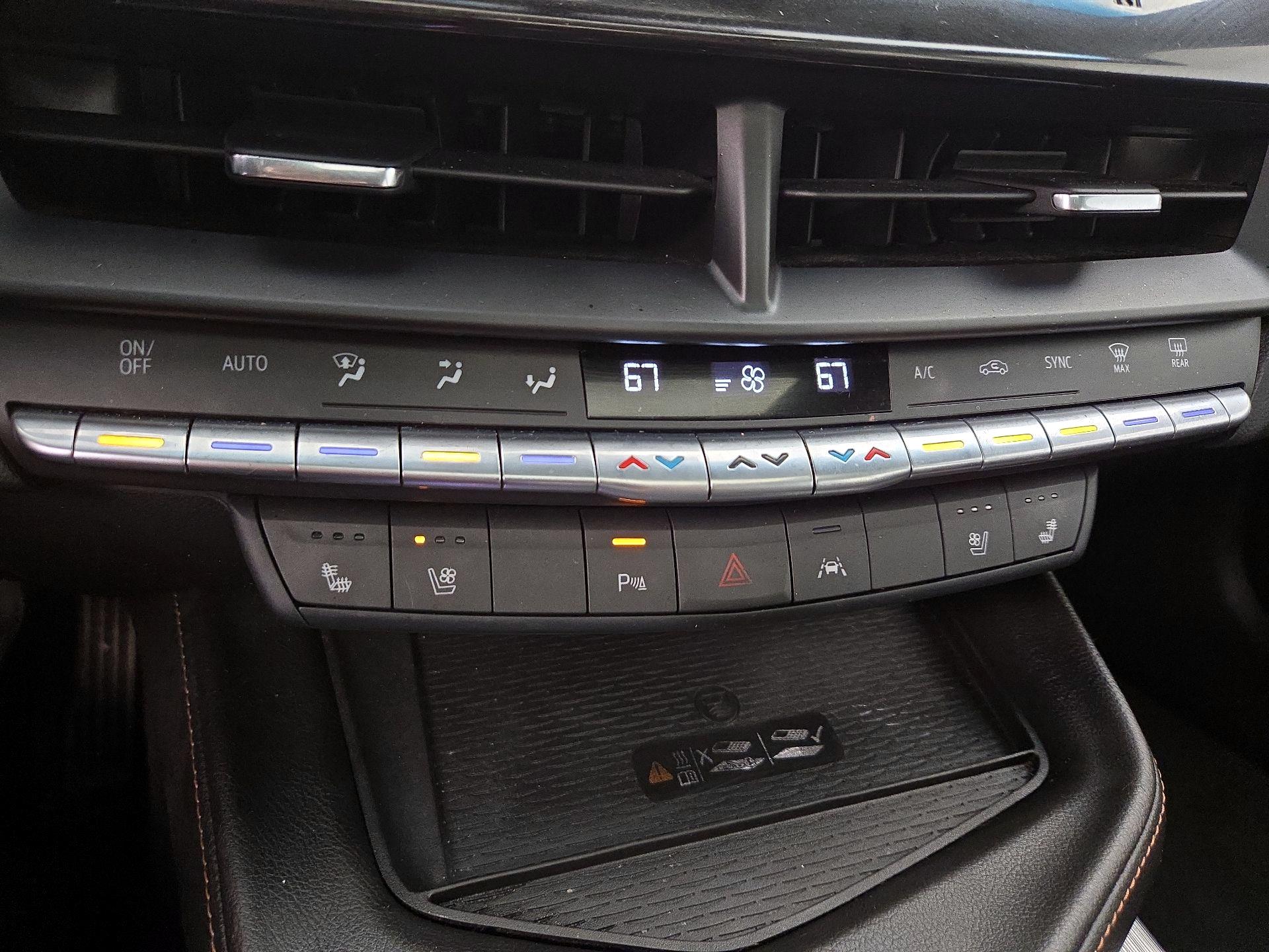 Thumbnail: 2021 Cadillac CT4 - 17