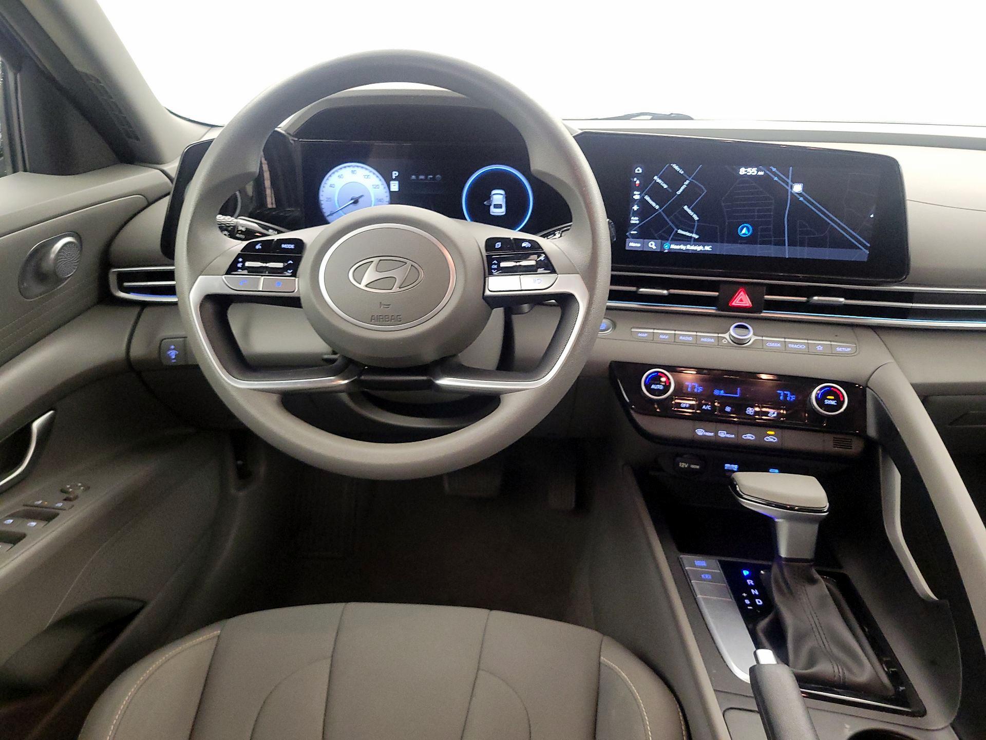 Thumbnail: 2024 Hyundai Elantra - 10