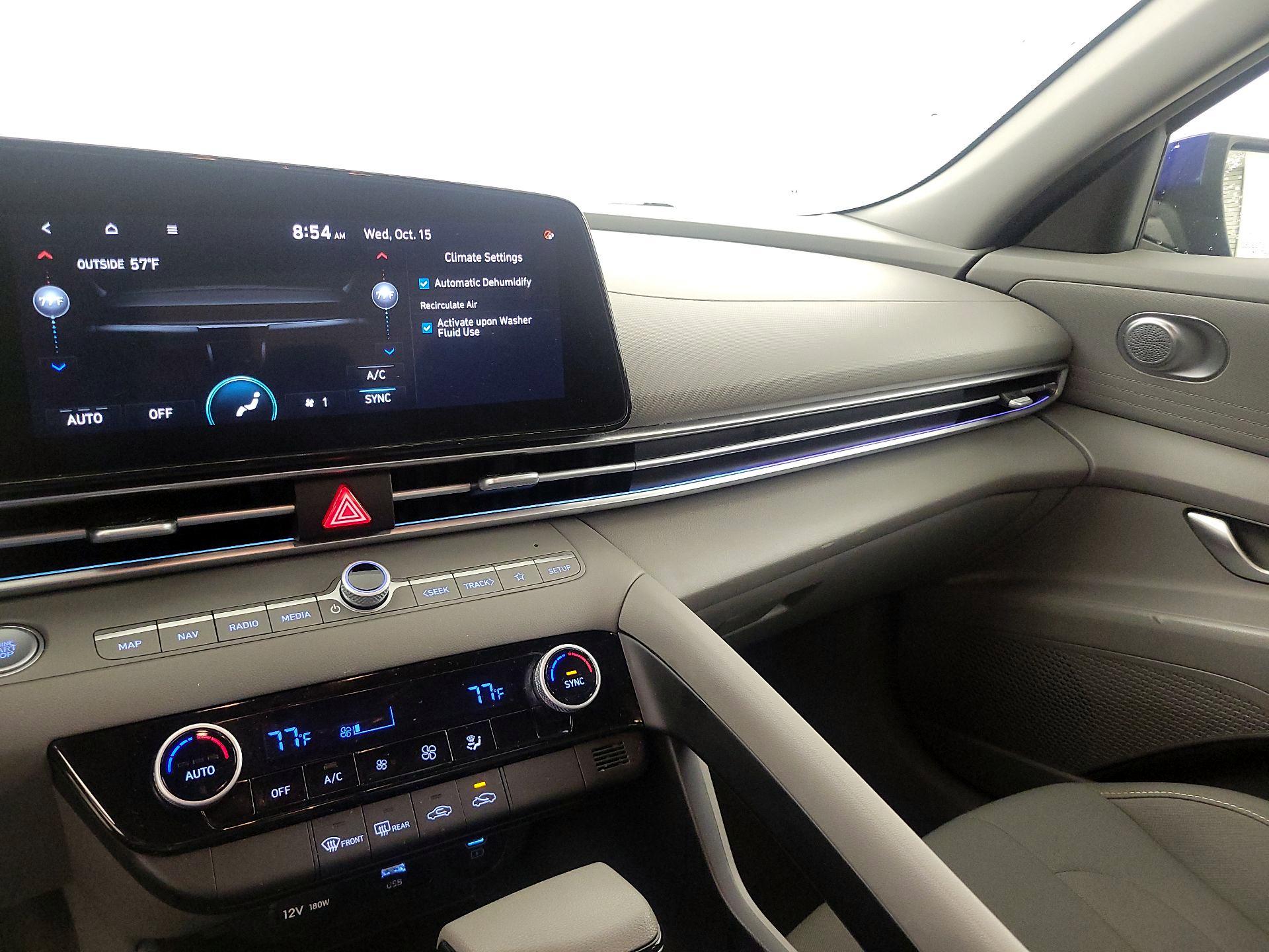 Thumbnail: 2024 Hyundai Elantra - 17