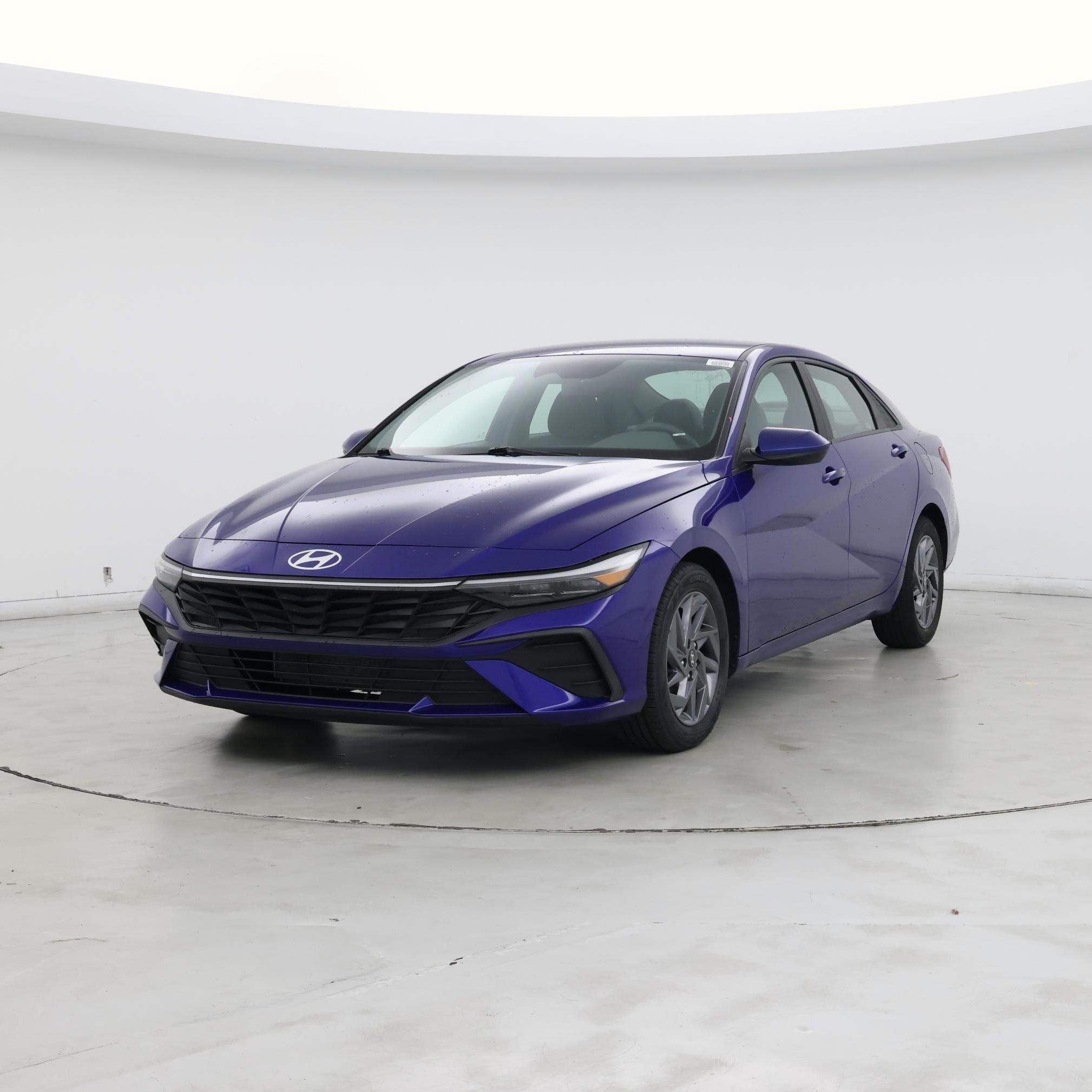 Thumbnail: 2024 Hyundai Elantra - 4