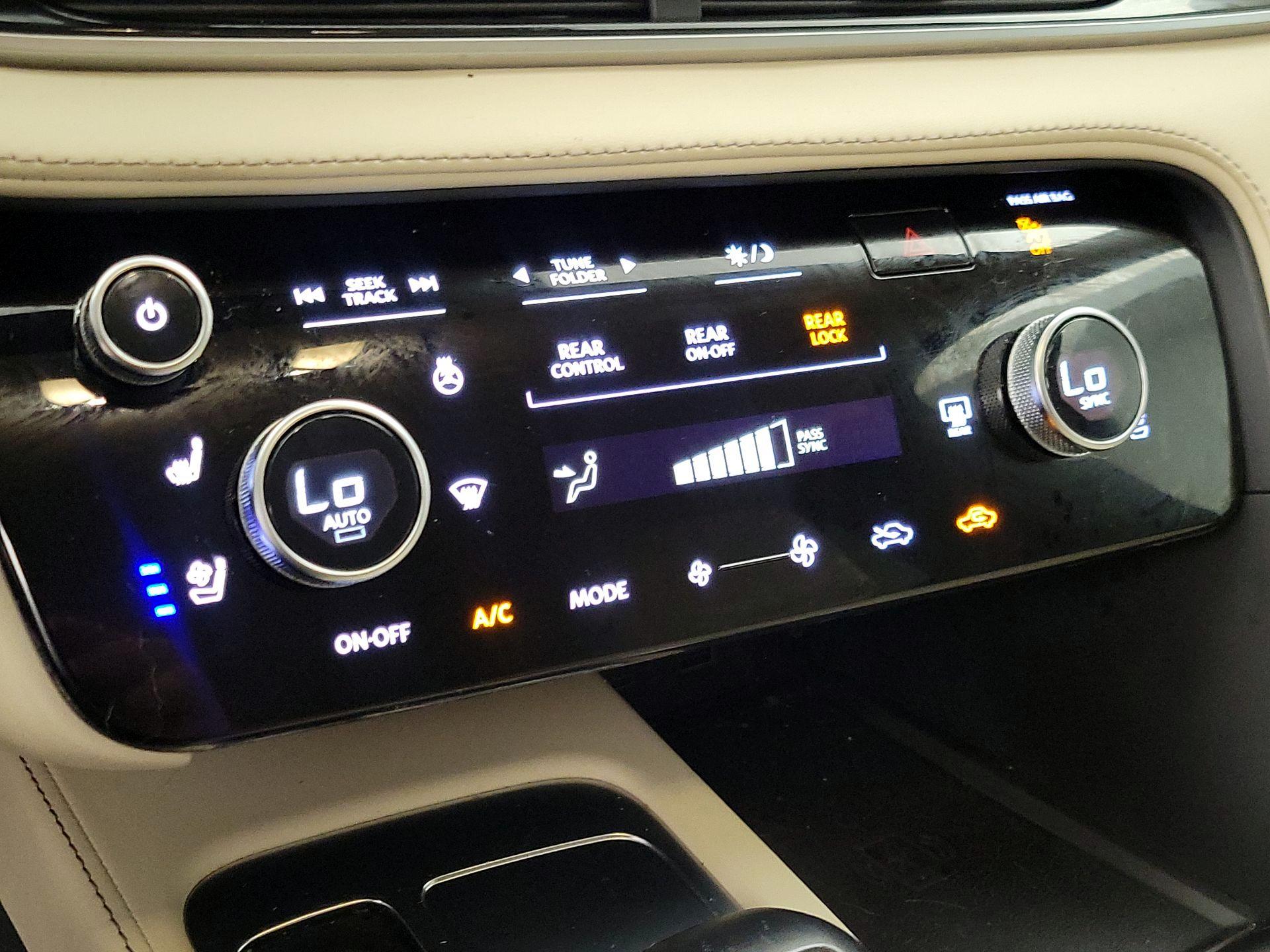 Thumbnail: 2023 INFINITI QX60 - 16