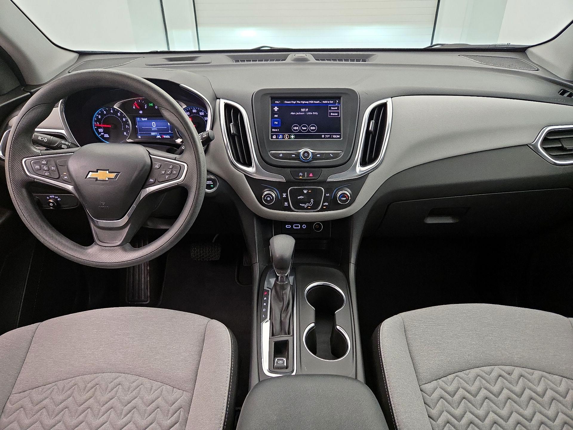 Thumbnail: 2022 Chevrolet Equinox - 9