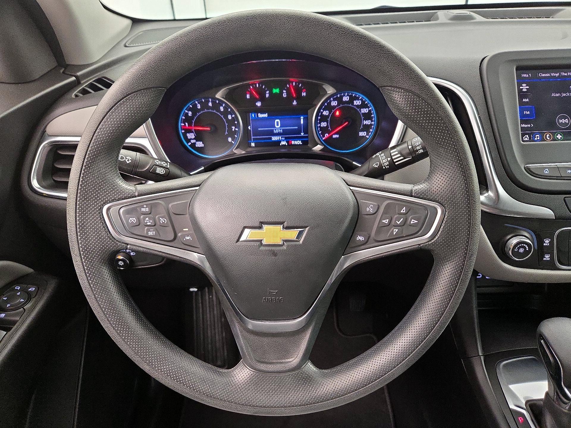 Thumbnail: 2022 Chevrolet Equinox - 10