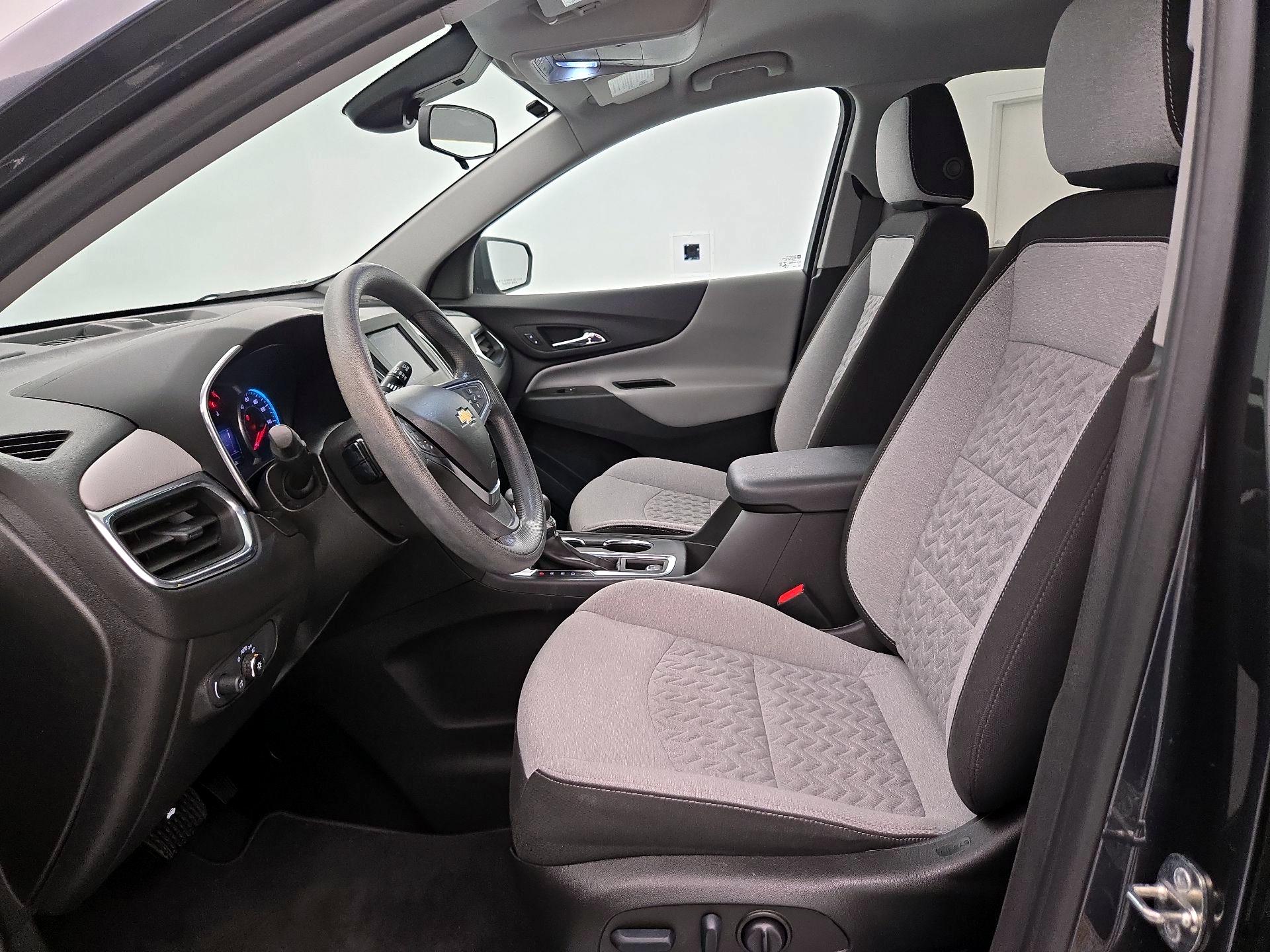 Thumbnail: 2022 Chevrolet Equinox - 11