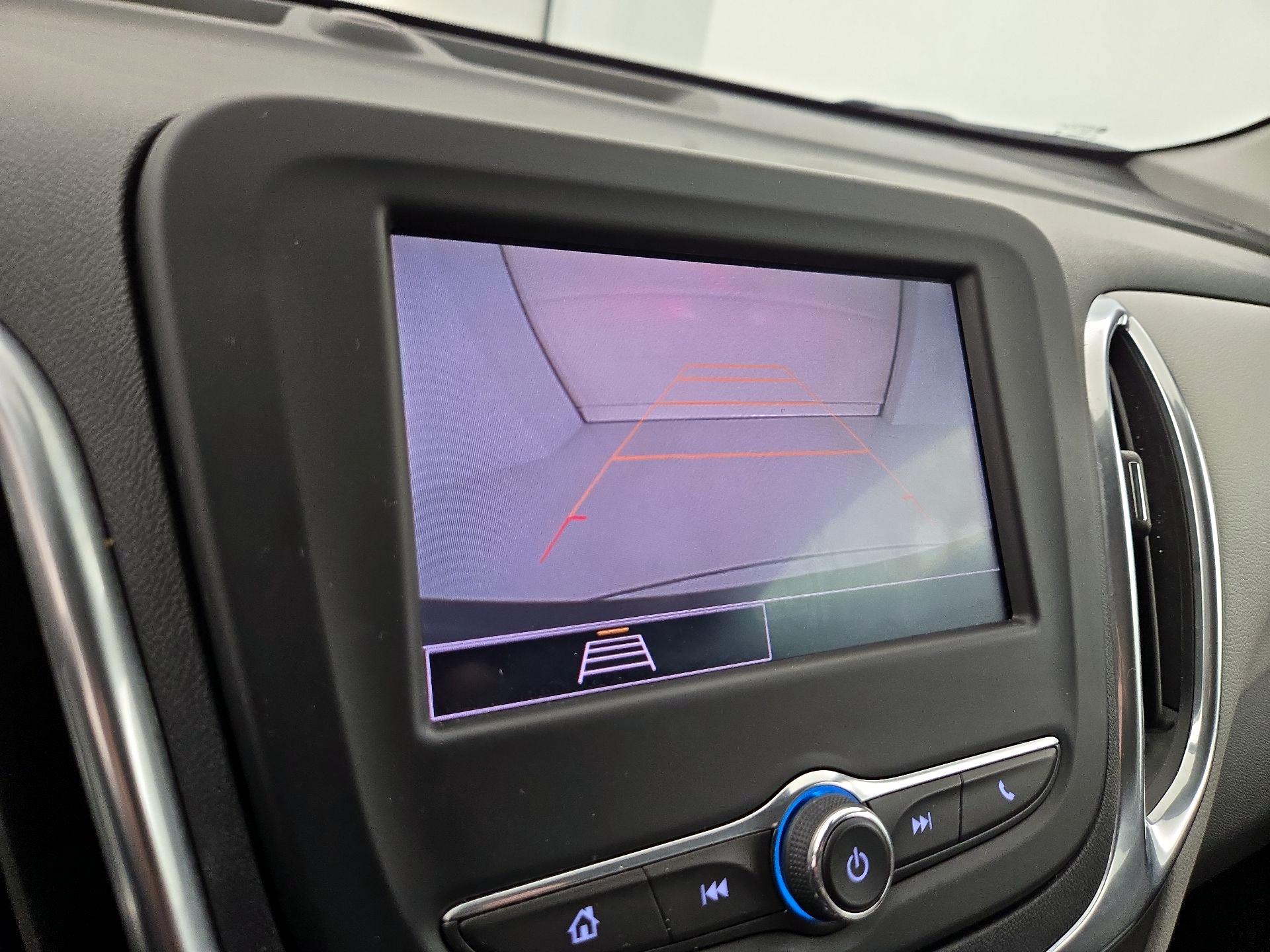 Thumbnail: 2022 Chevrolet Equinox - 14