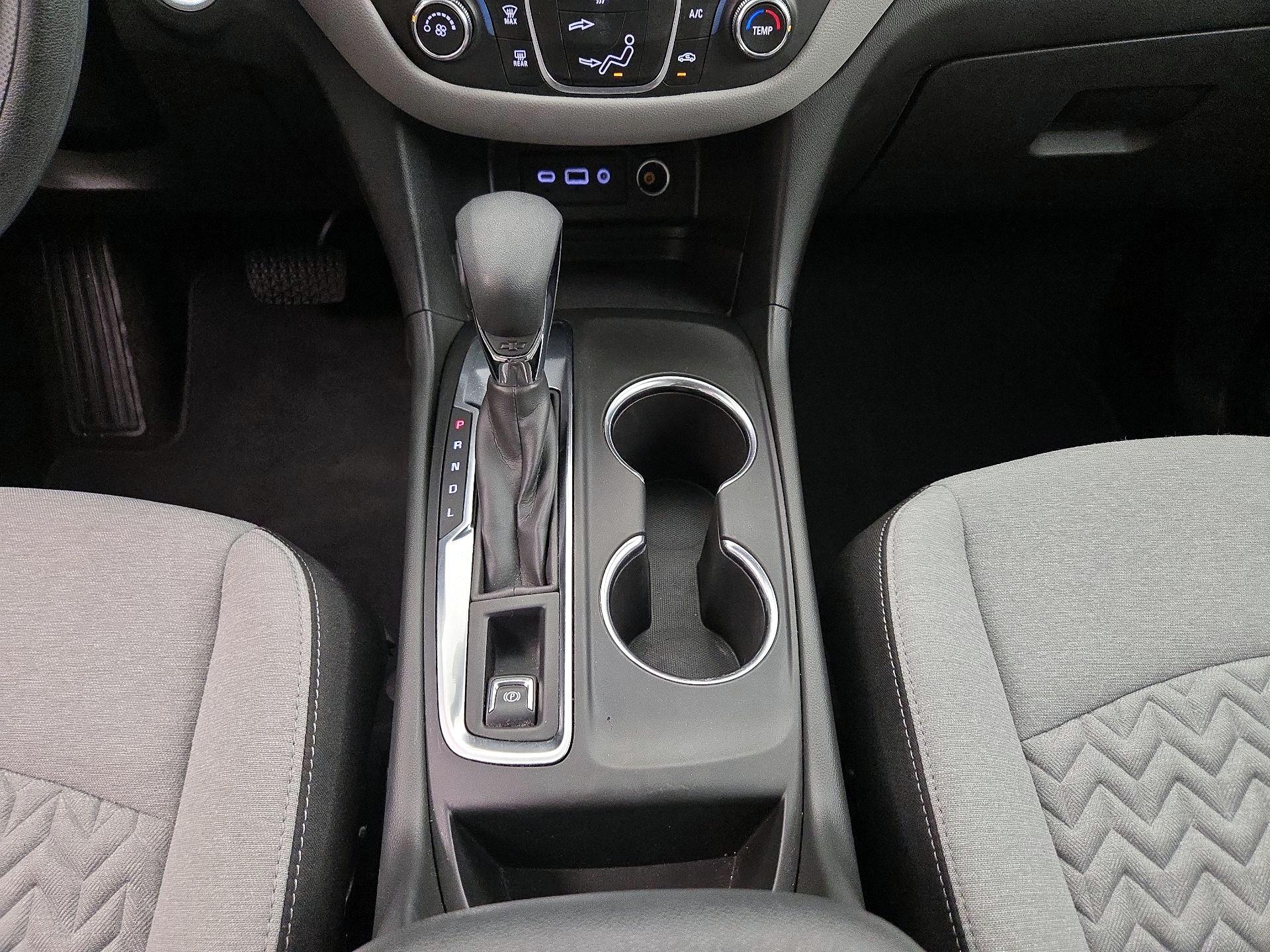 Thumbnail: 2022 Chevrolet Equinox - 17