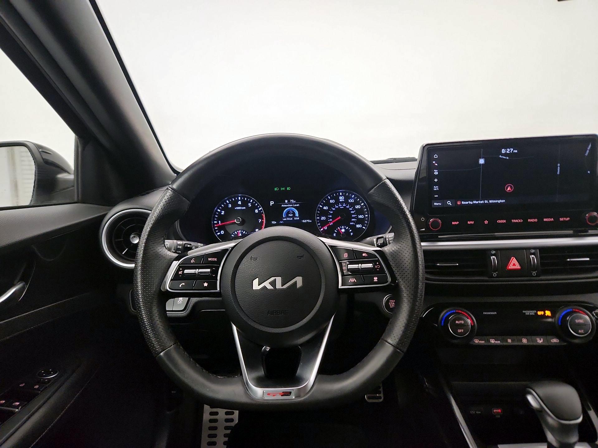 Thumbnail: 2022 Kia Forte - 10